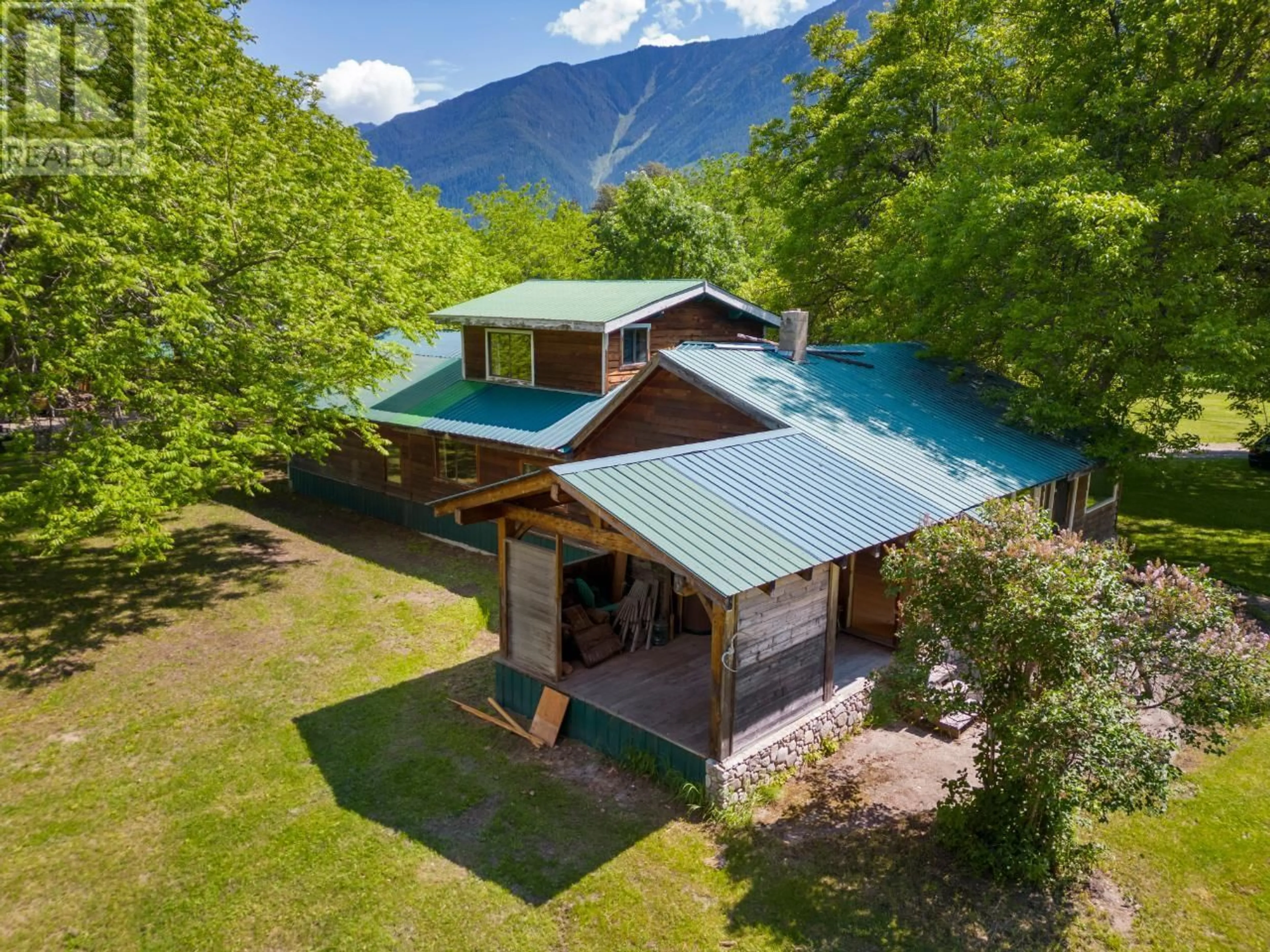 A pic from outside/outdoor area/front of a property/back of a property/a pic from drone, mountain view for 209 LARDEAU RIVER ROAD, Lardeau British Columbia V0G1N0