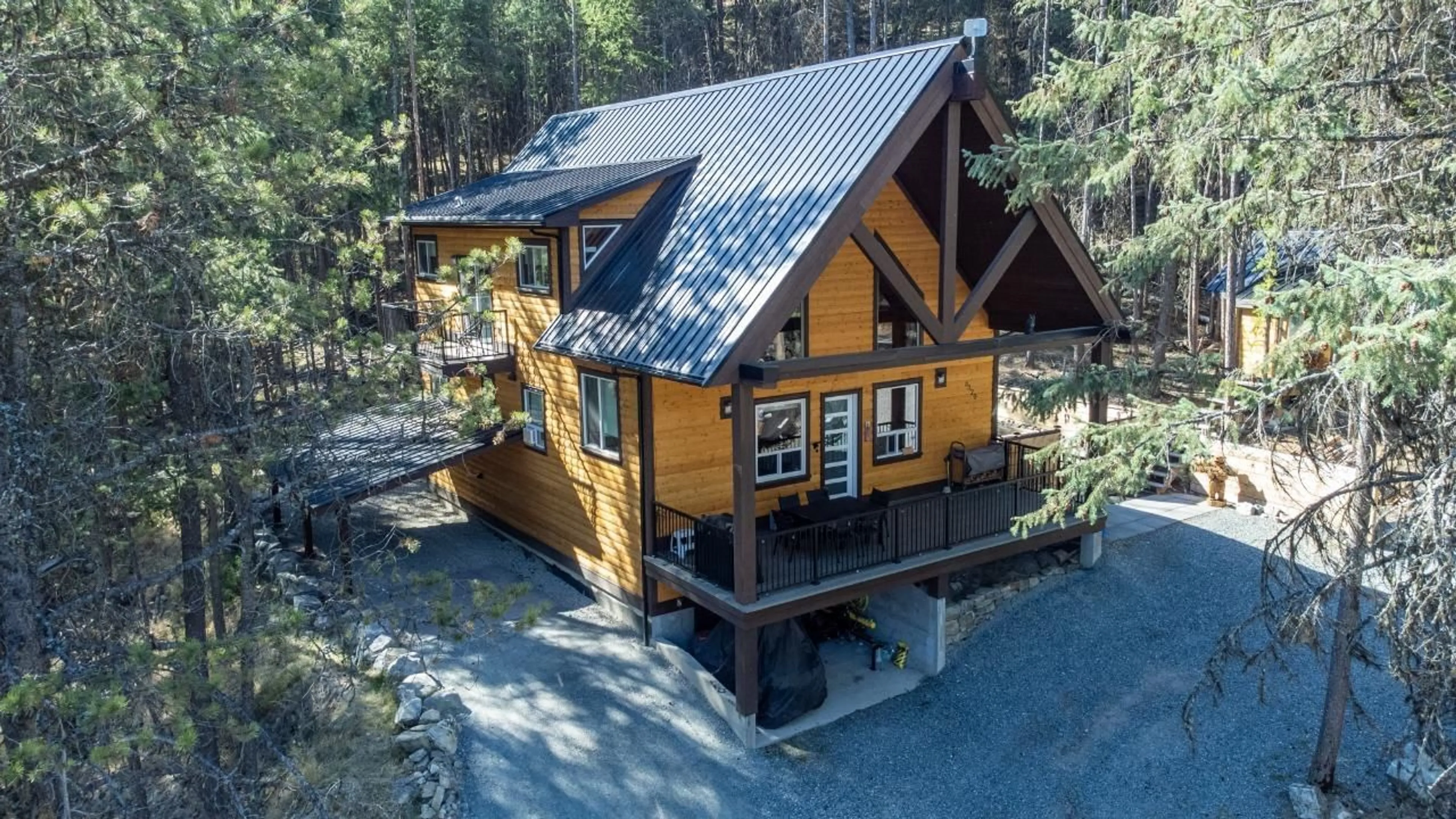 Cottage for 6392 OSPREY LANDING VIEW, Wardner British Columbia V0B1J0