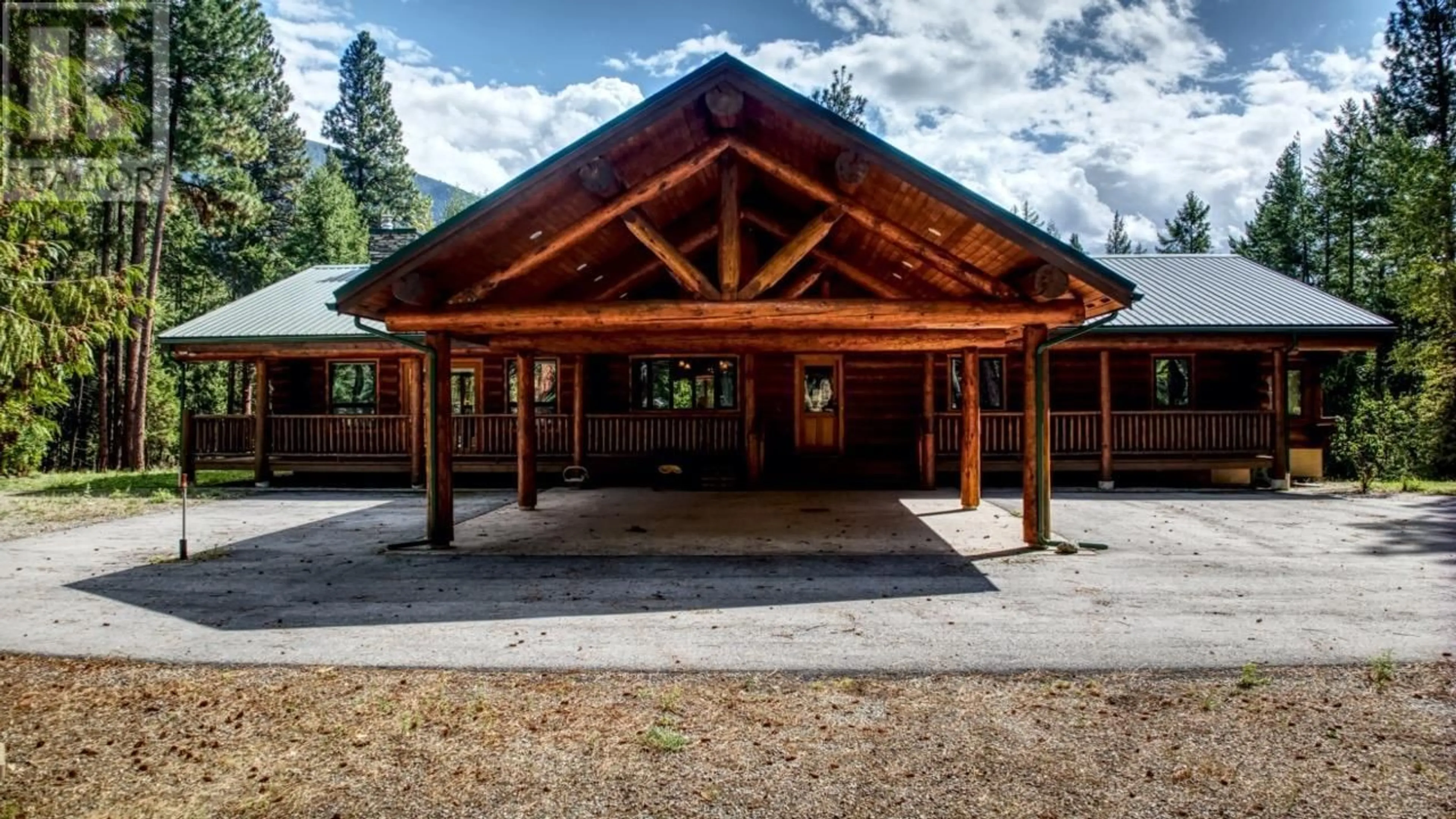 Patio, building for 3775 SYLVESTER ROAD, Creston British Columbia V0B1G1
