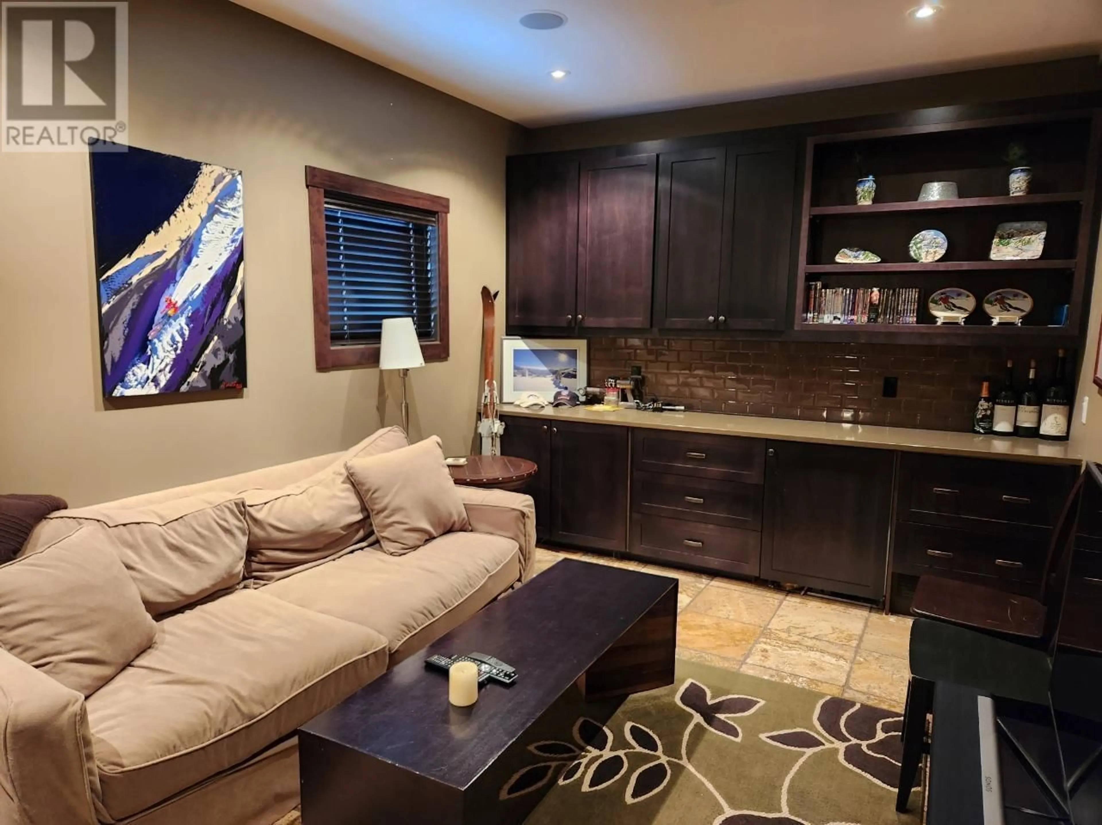 Living room, wood floors for 2025 GREYWOLF Drive Unit# 17, Panorama British Columbia v0a1t0