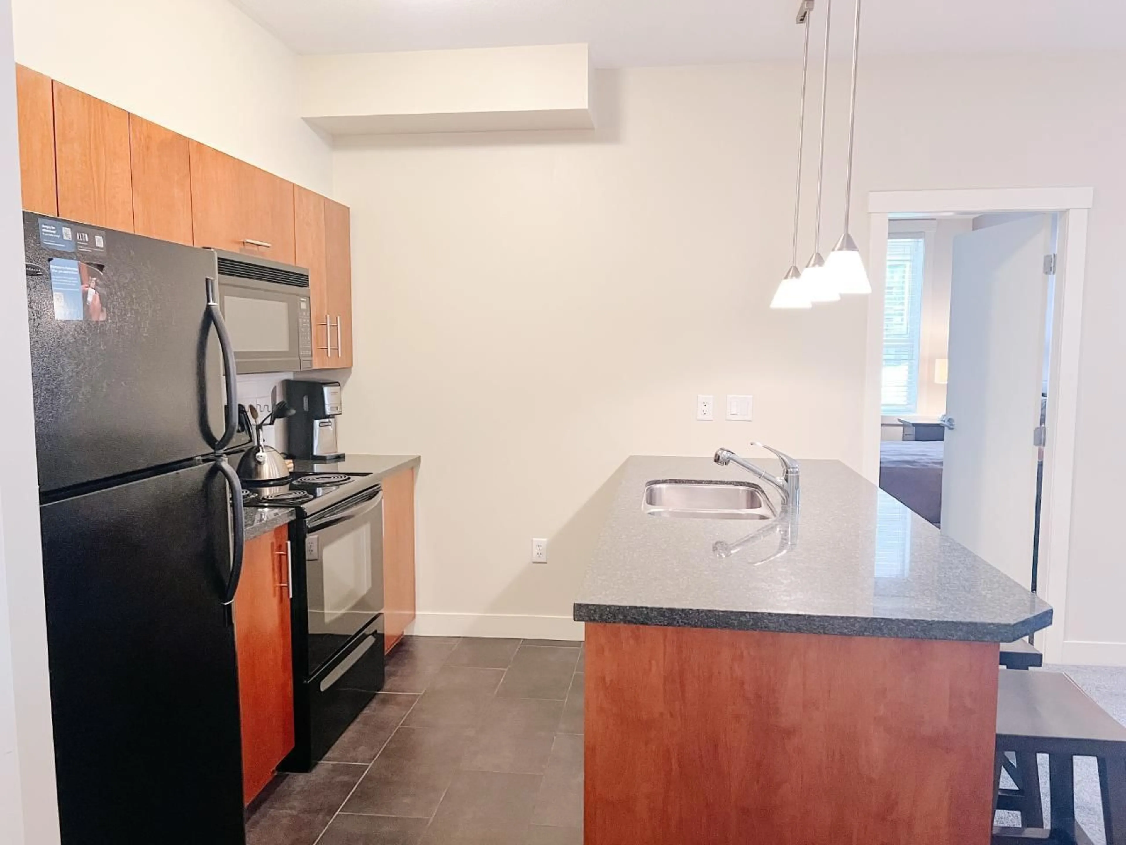 Standard kitchen, not visible floor for 2049 SUMMIT Drive Unit# 115D, Panorama British Columbia V0A1T0