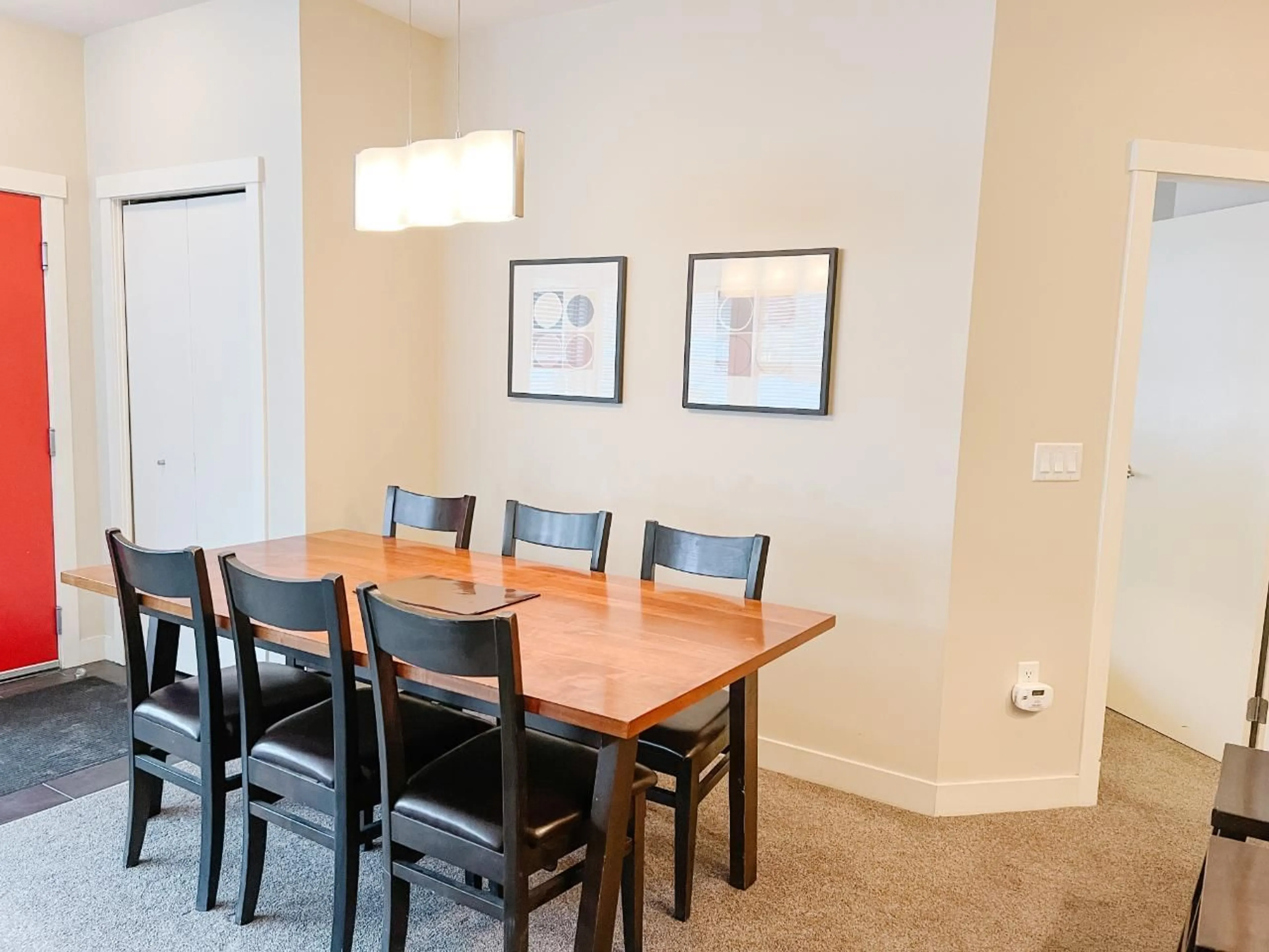 Dining room, wood floors for 2049 SUMMIT Drive Unit# 115D, Panorama British Columbia V0A1T0