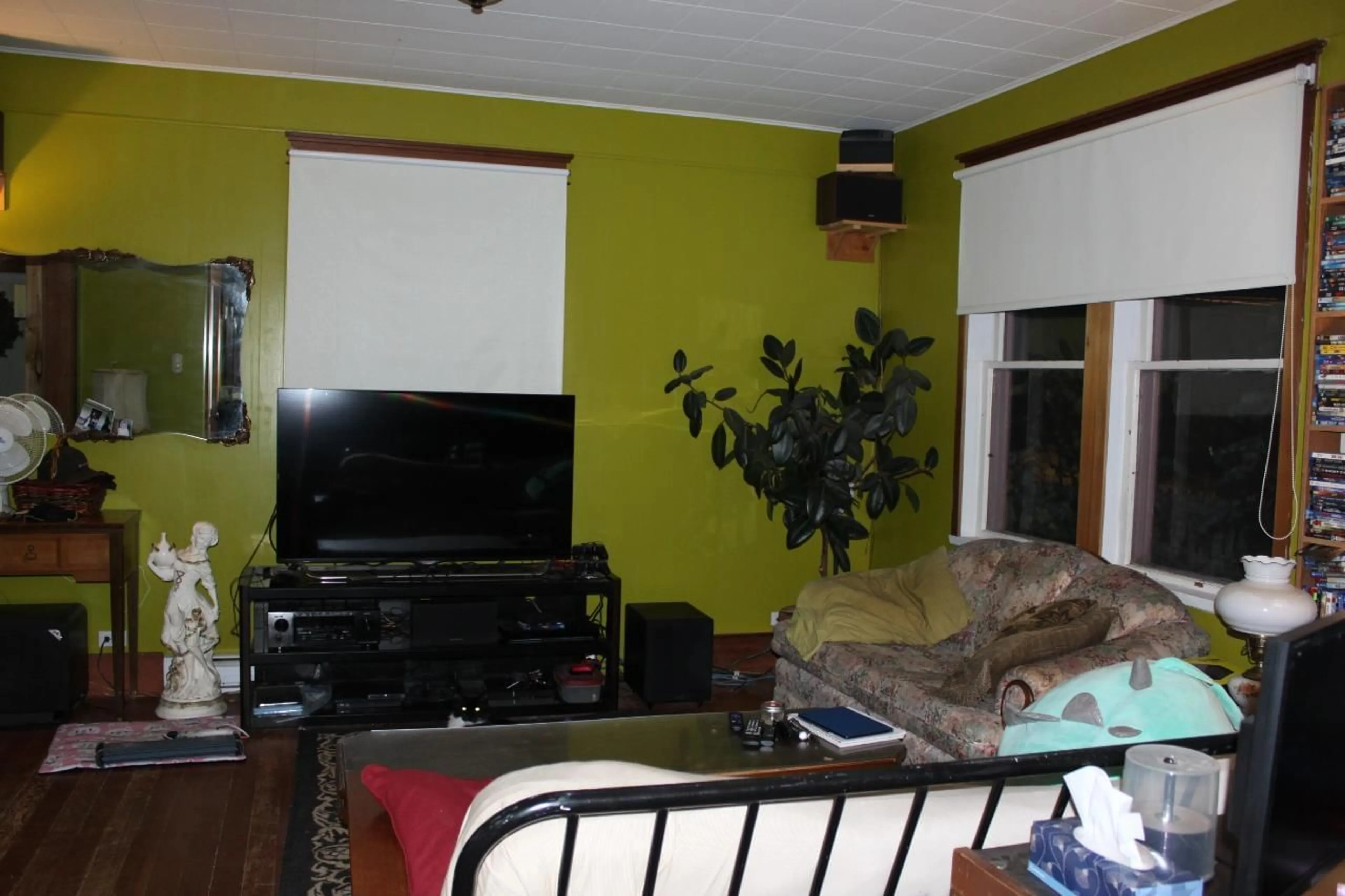 Living room, not visible floor for 102 1ST Avenue, Nakusp British Columbia V0G1R0