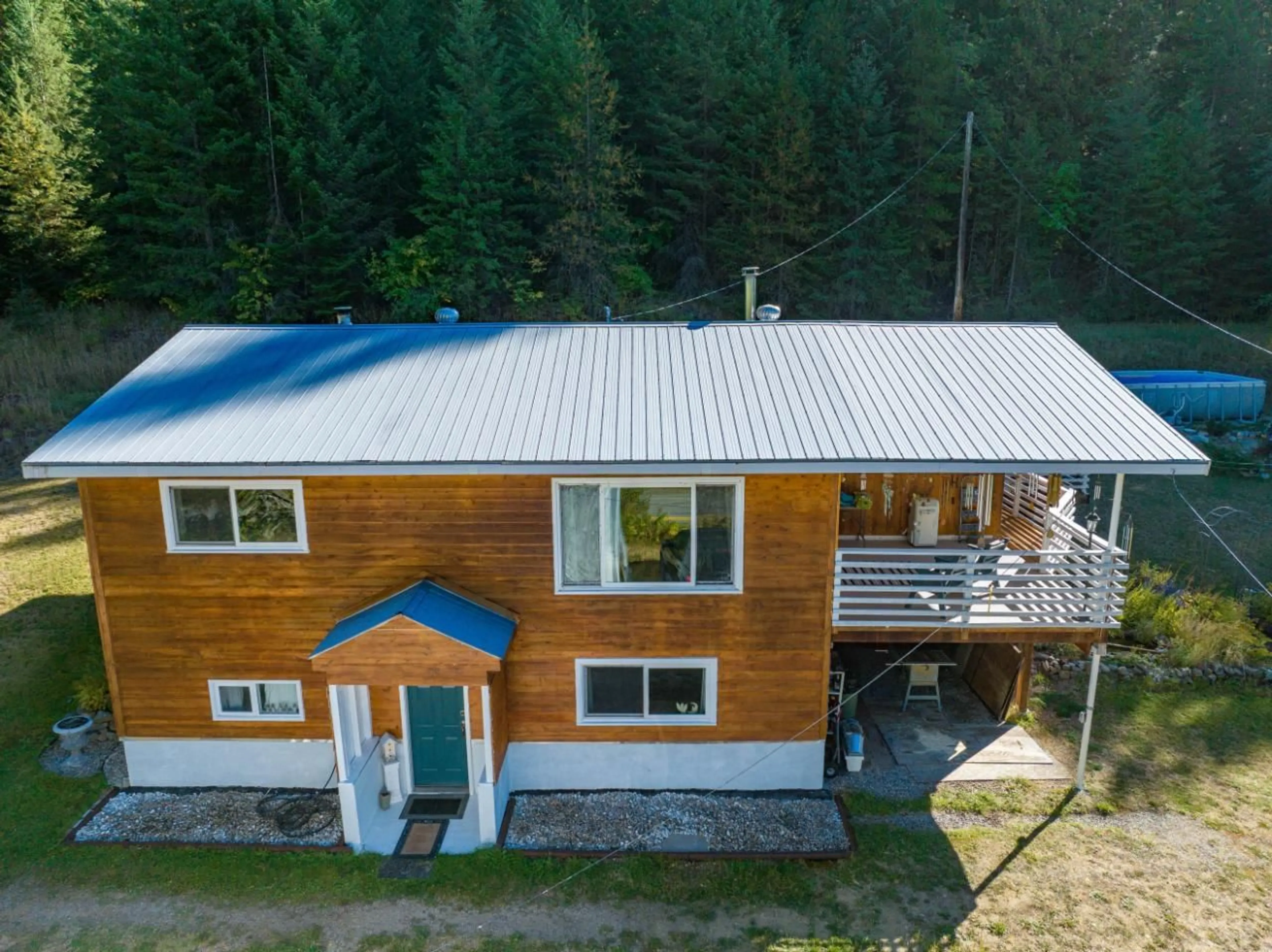 Frontside or backside of a home, cottage for 1110 22 Highway, Rossland British Columbia V0G1Y0