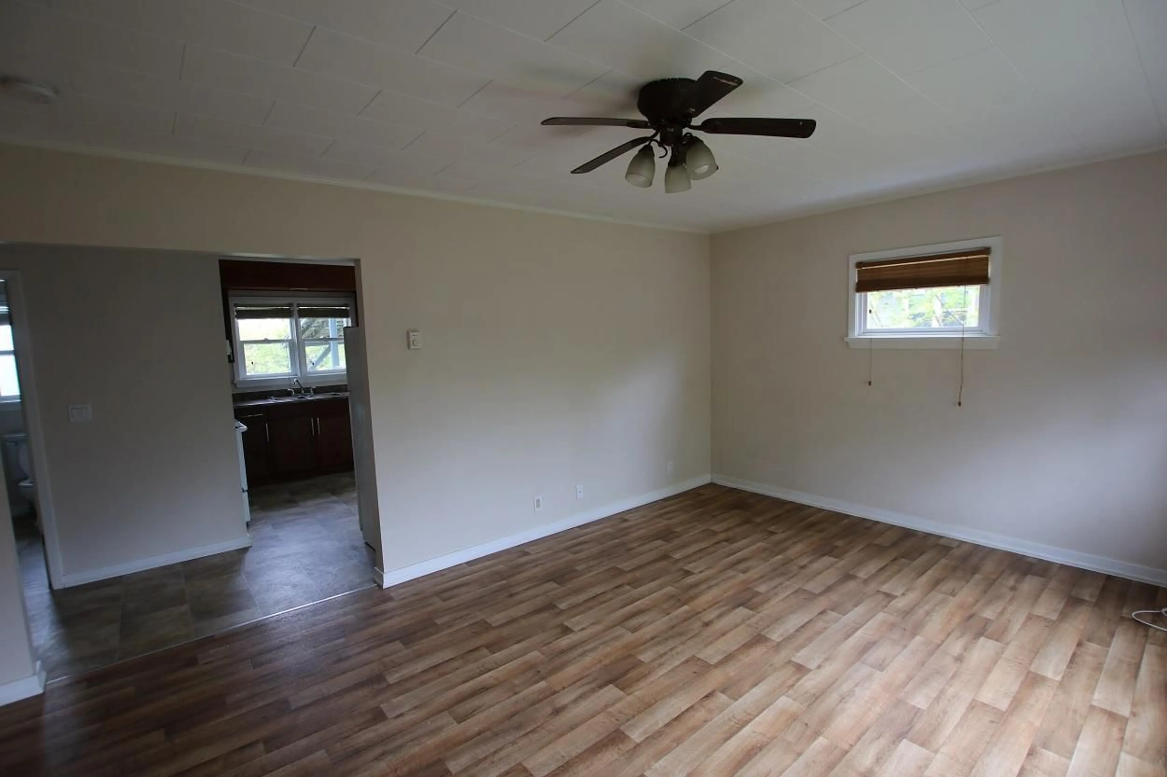 A pic of a room, wood floors for 312 6TH Avenue, Nakusp British Columbia V0G1R0