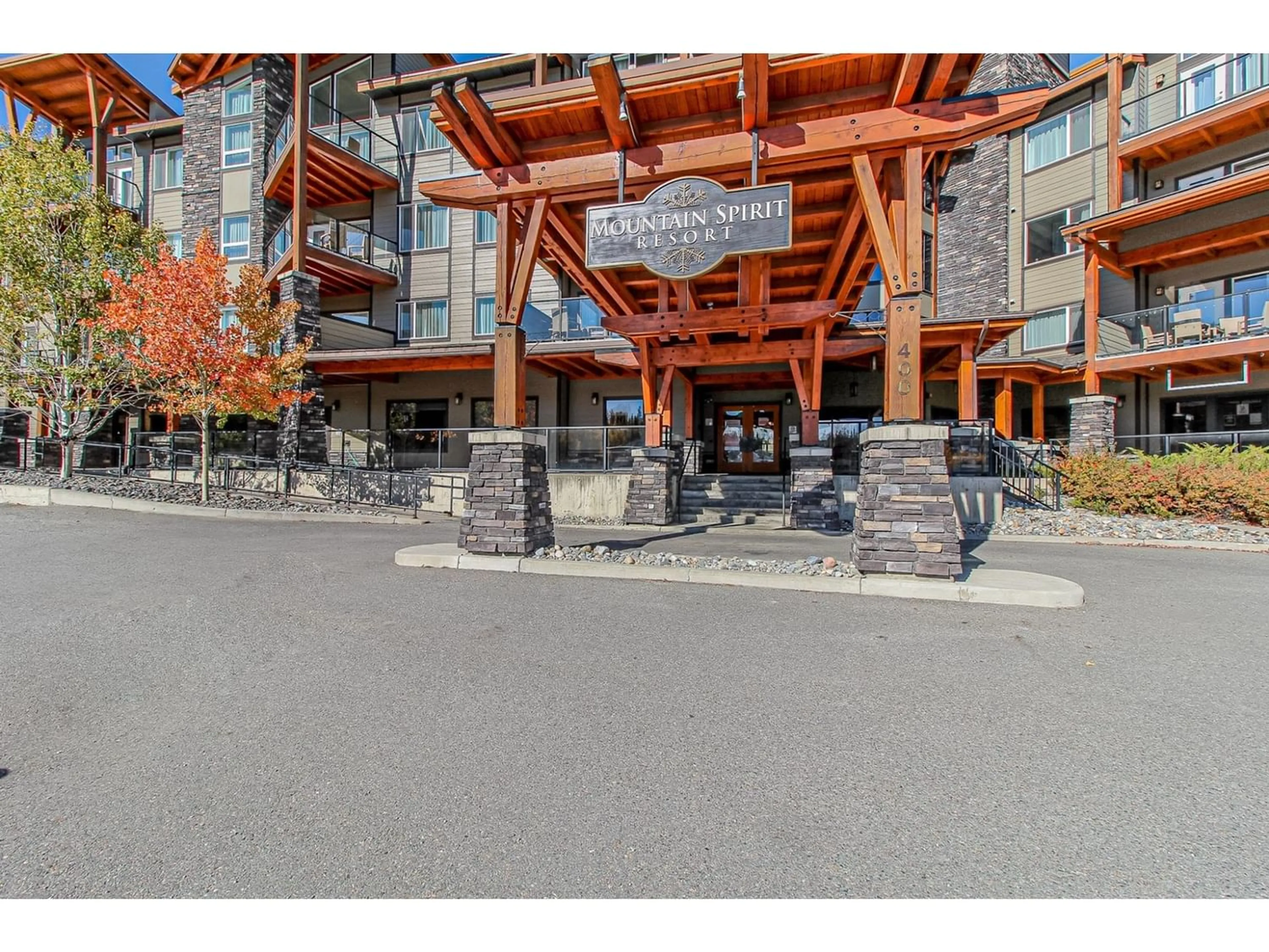 A pic from exterior of the house or condo, the front or back of building for 400 STEMWINDER Drive Unit# 315, Kimberley British Columbia V1A2Y9