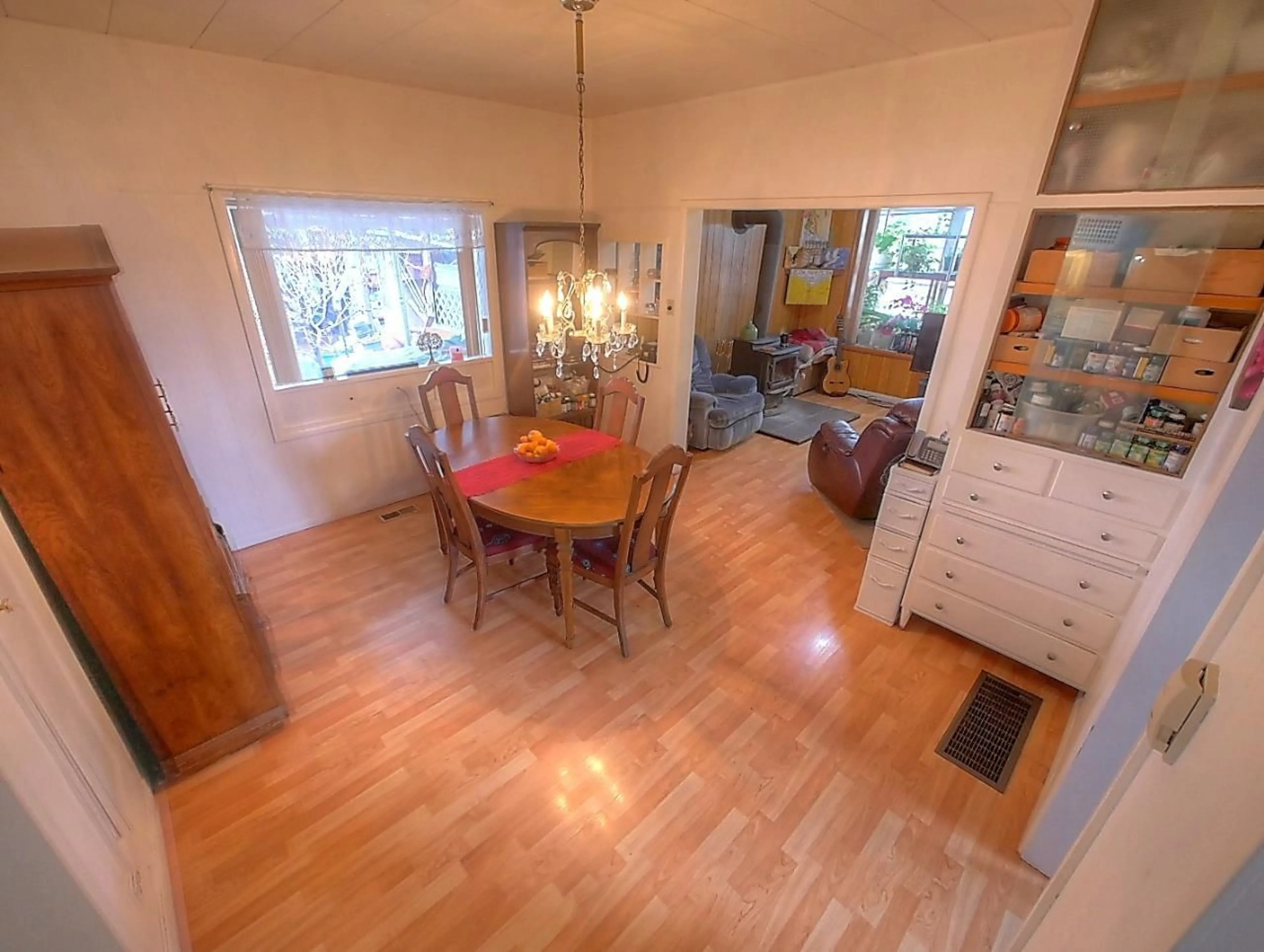 Dining room, wood floors, cottage for 1625 68TH Avenue, Grand Forks British Columbia V0H1H0