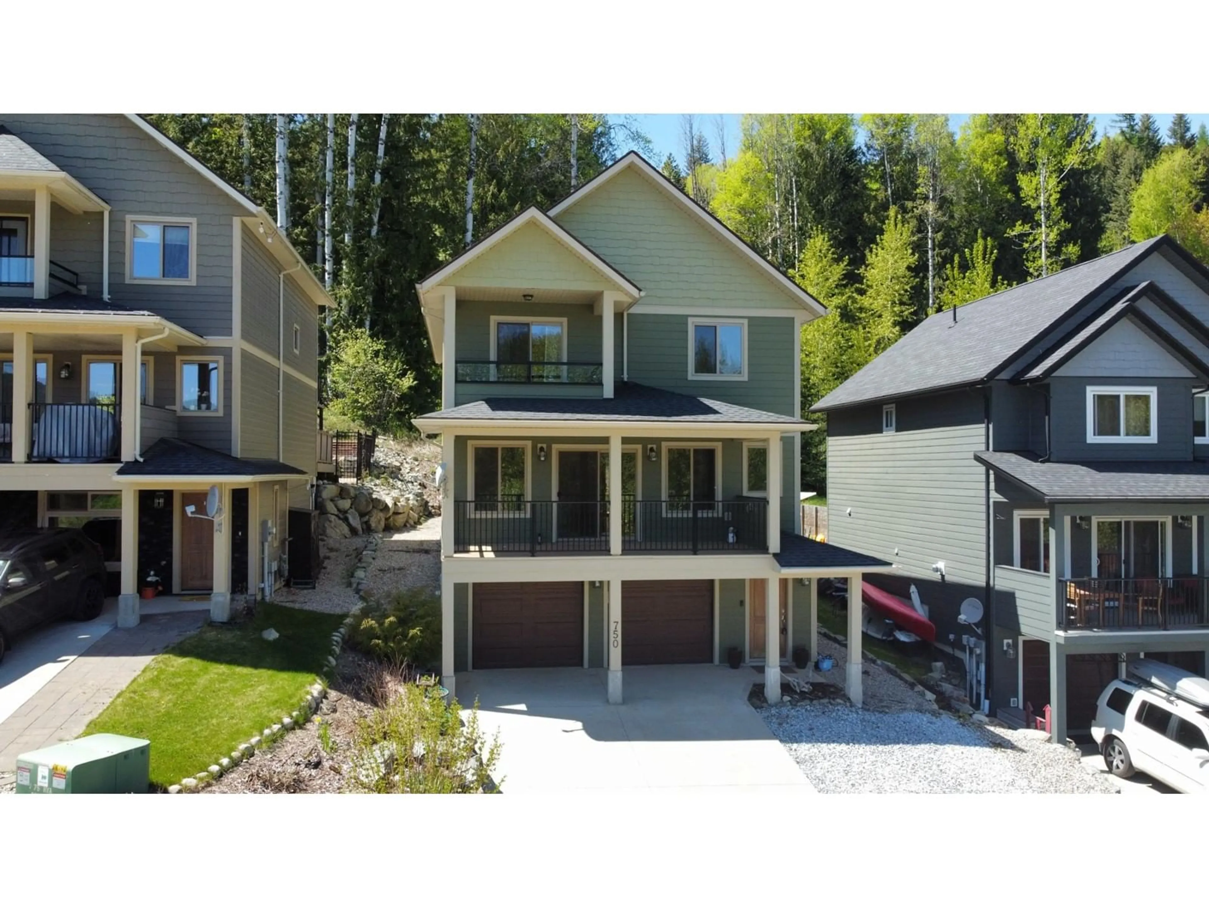 Frontside or backside of a home for 750 REDSTONE DRIVE, Rossland British Columbia V0G1Y0