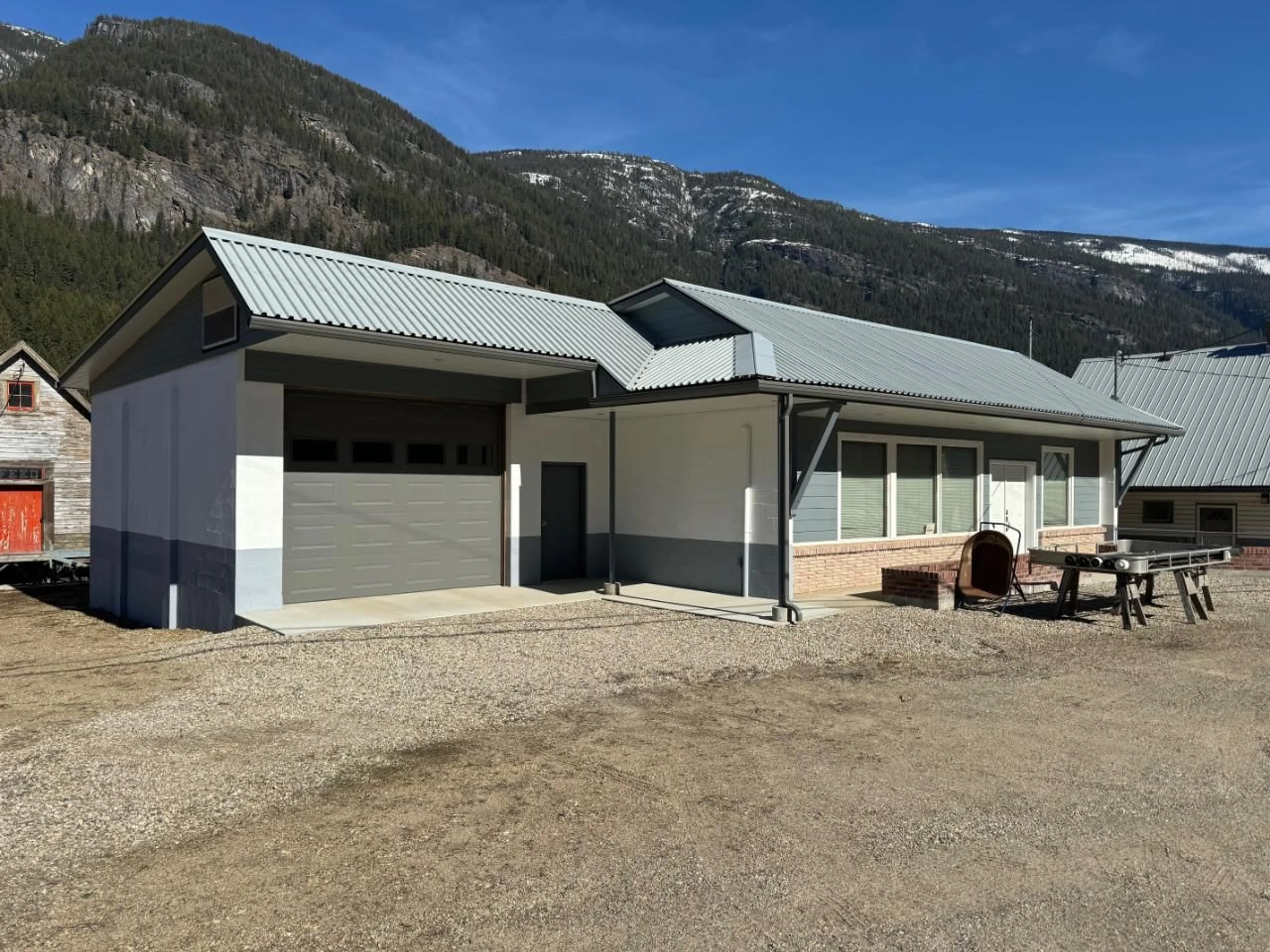 Indoor garage for 3152 6 Highway, Slocan Park British Columbia V0G2E0