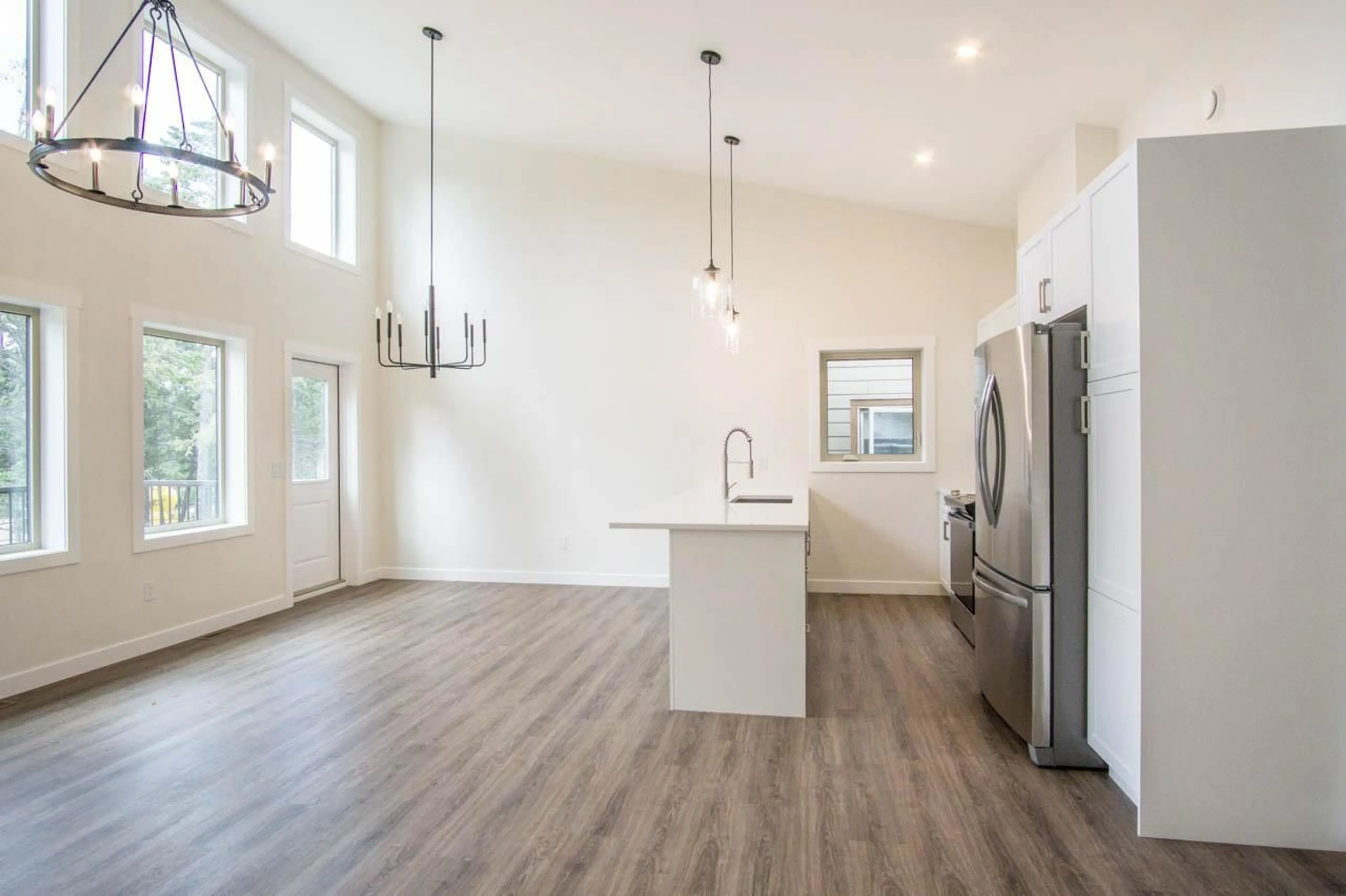 Open concept kitchen for 4926 TIMBER RIDGE Road Unit# 41, Windermere British Columbia V0B2L0