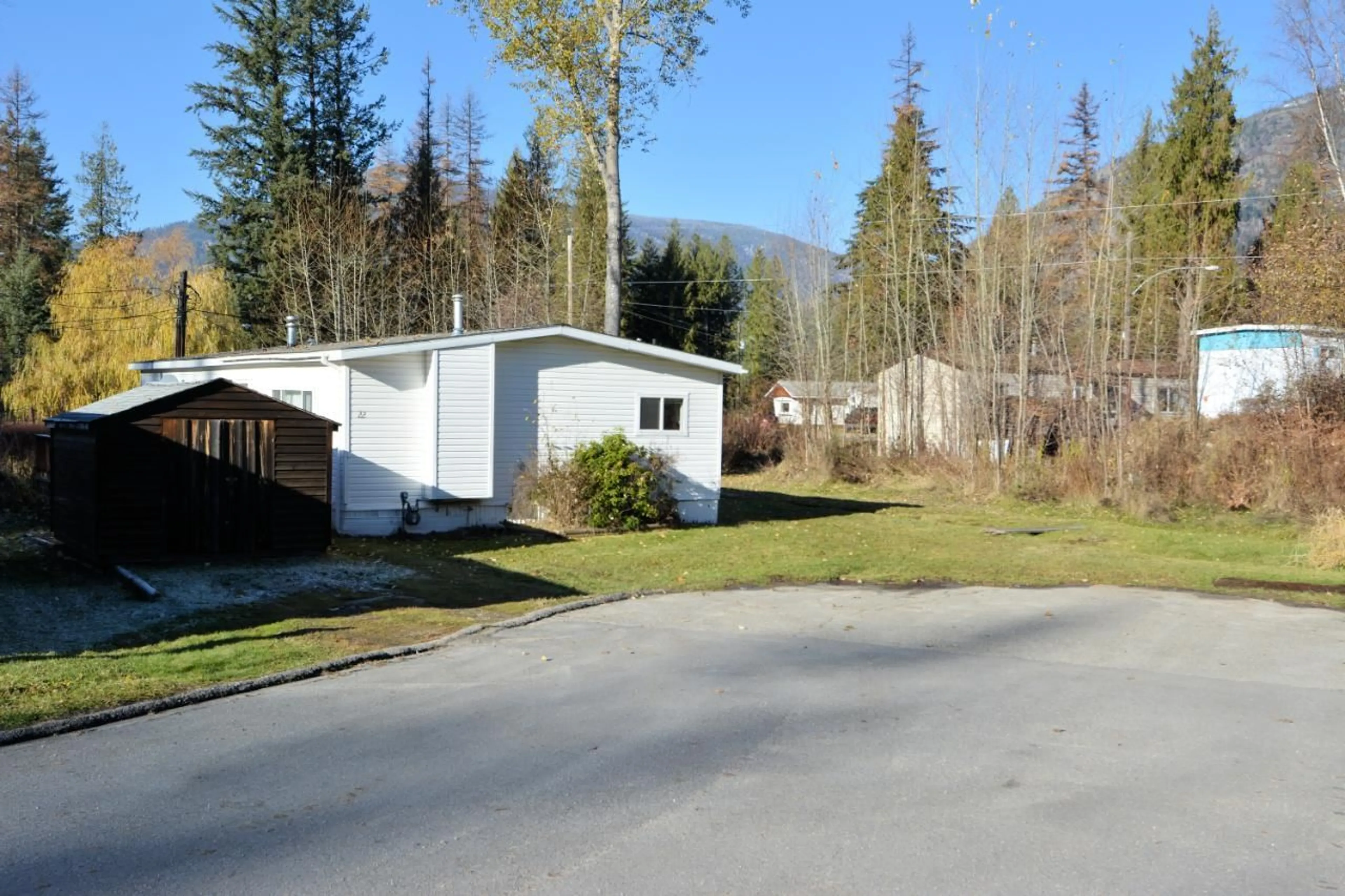 Frontside or backside of a home for 22 - 1000 INNES STREET W, Nelson British Columbia V1L7A3