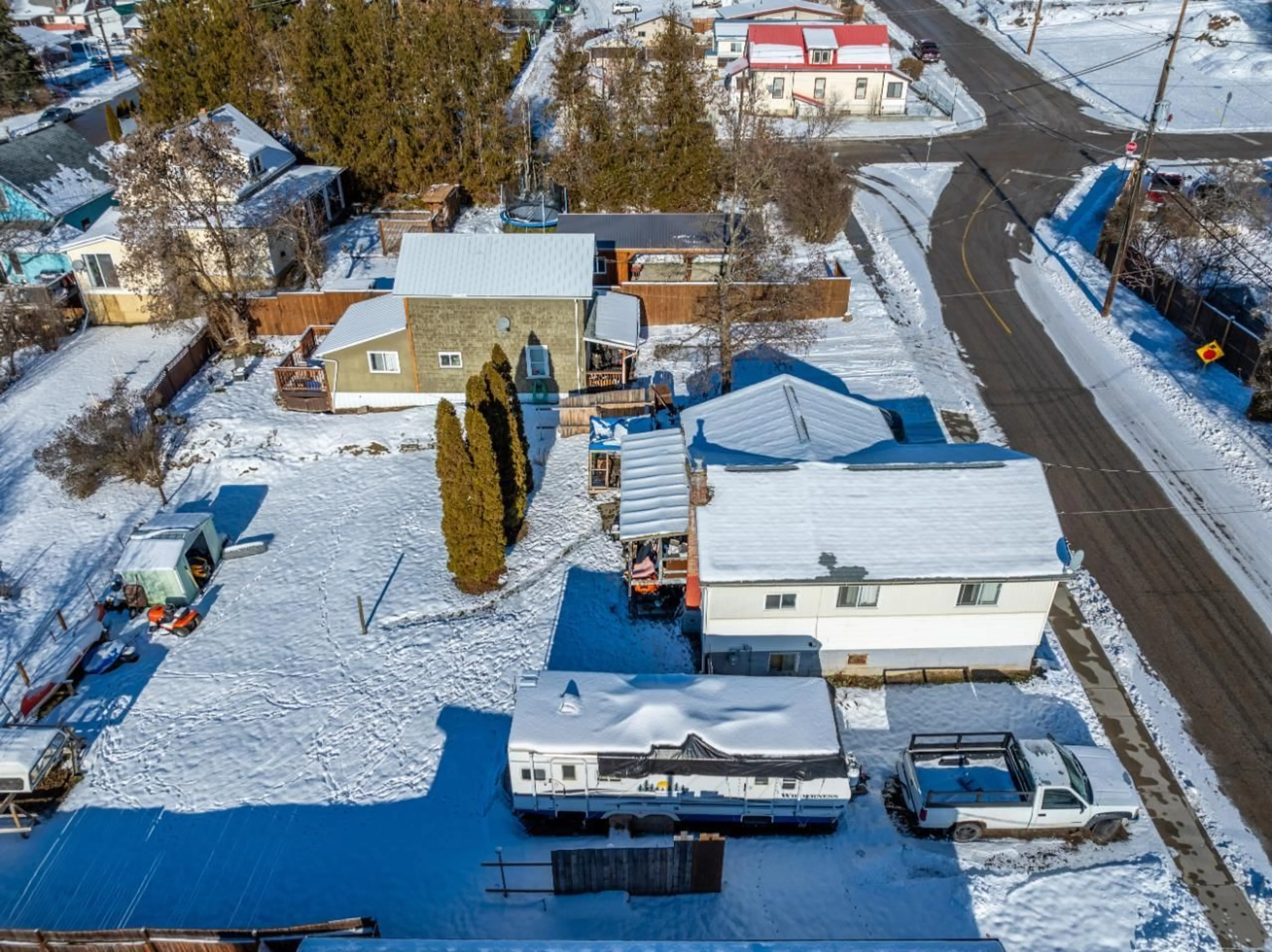 Frontside or backside of a home, the street view for 229 9TH  S Avenue, Creston British Columbia V0B1G3