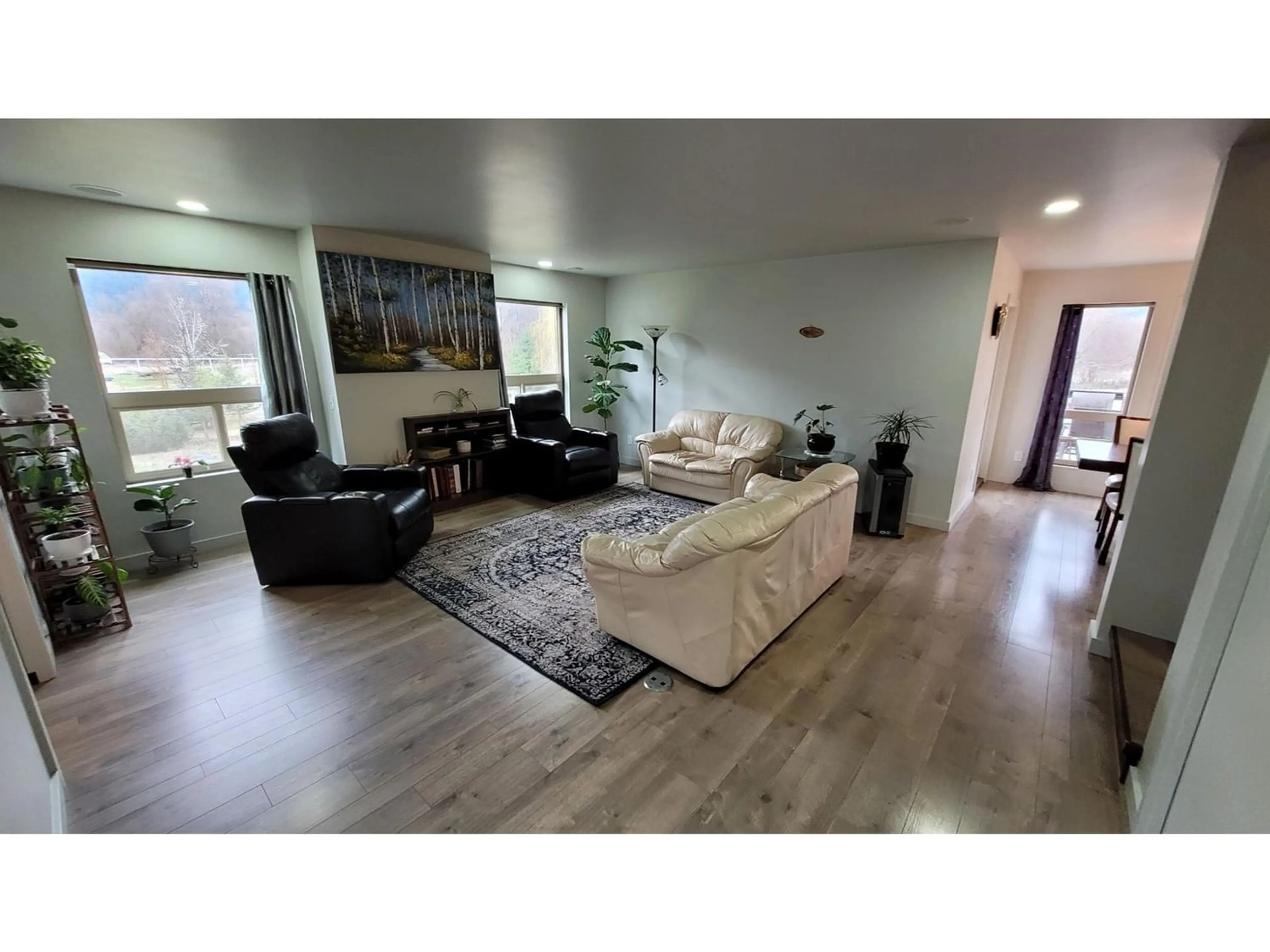 Living room, wood floors for 6177 12TH Street, Grand Forks British Columbia V0H1H0