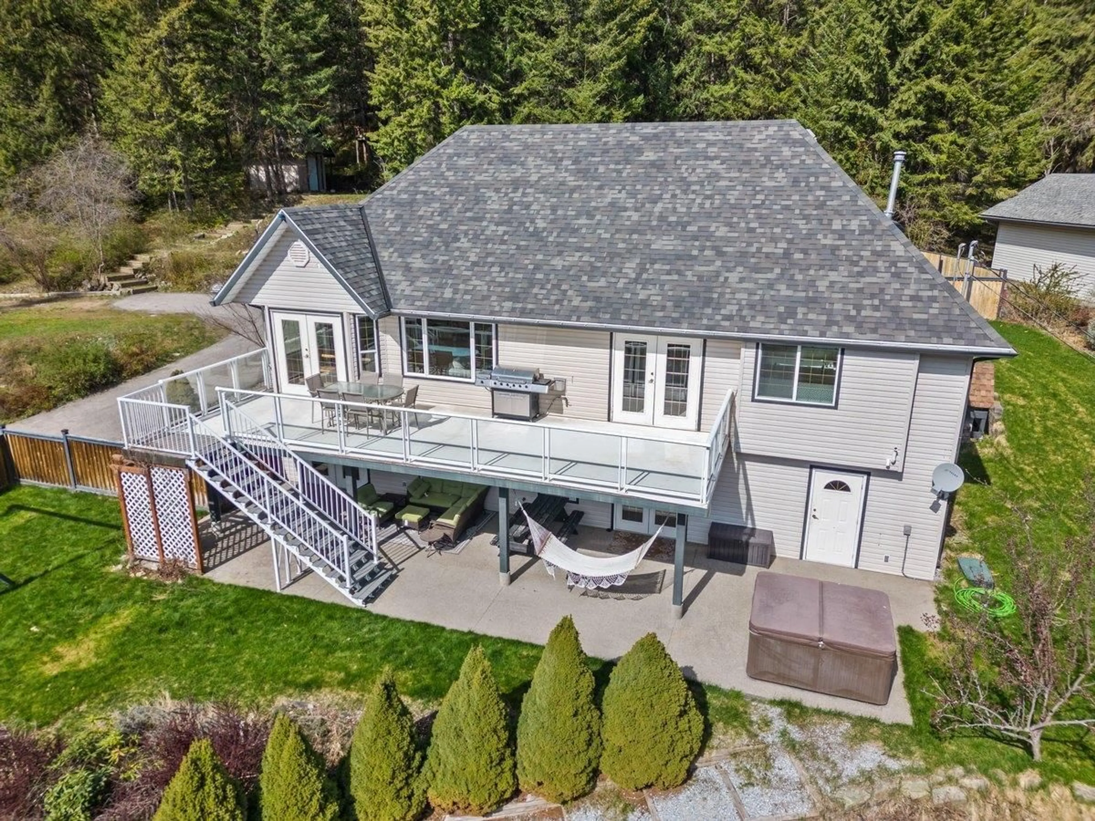 Frontside or backside of a home for 4165 BROWN ROAD, Bonnington British Columbia V0G2G3