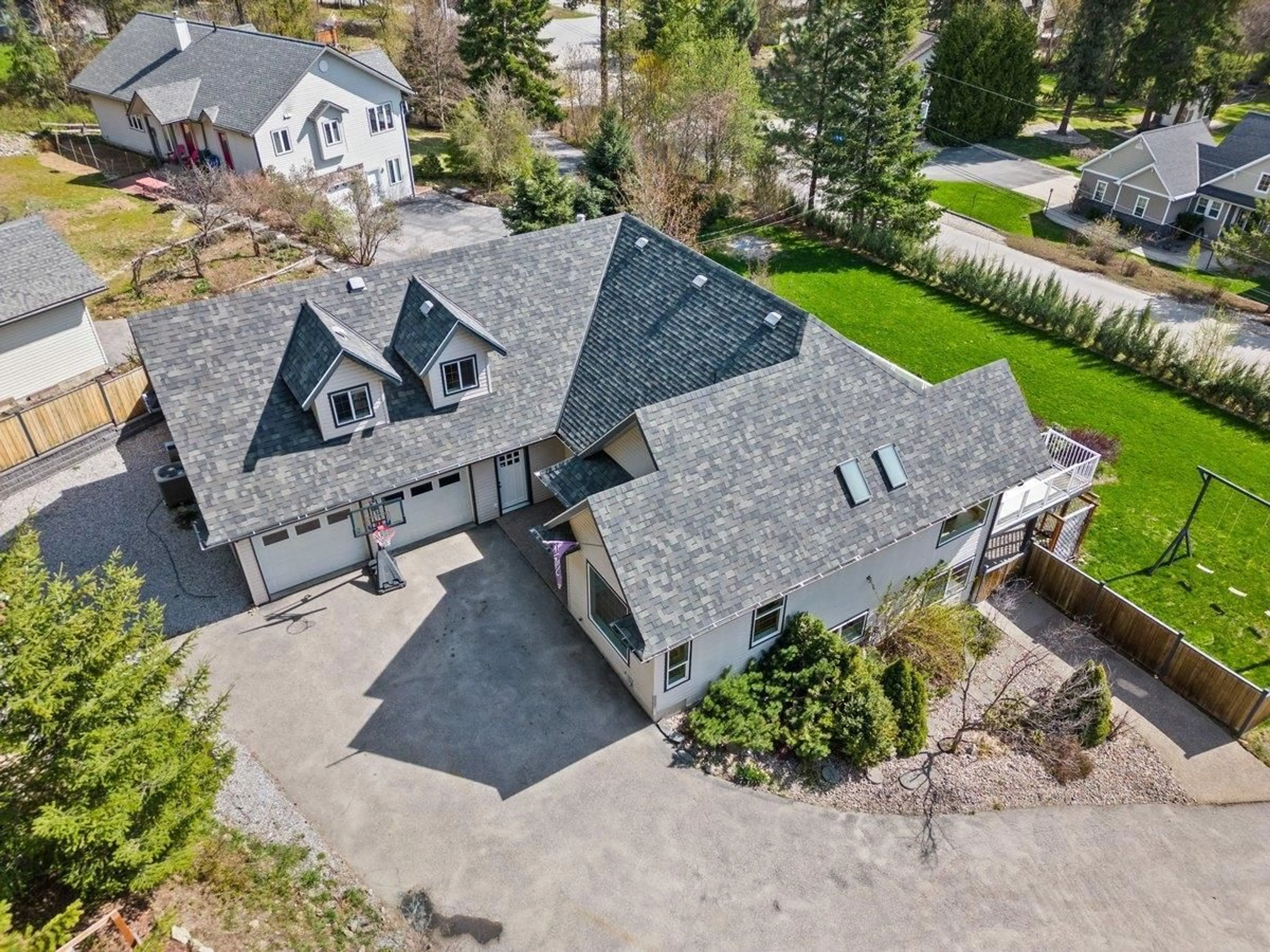 Frontside or backside of a home for 4165 BROWN ROAD, Bonnington British Columbia V0G2G3