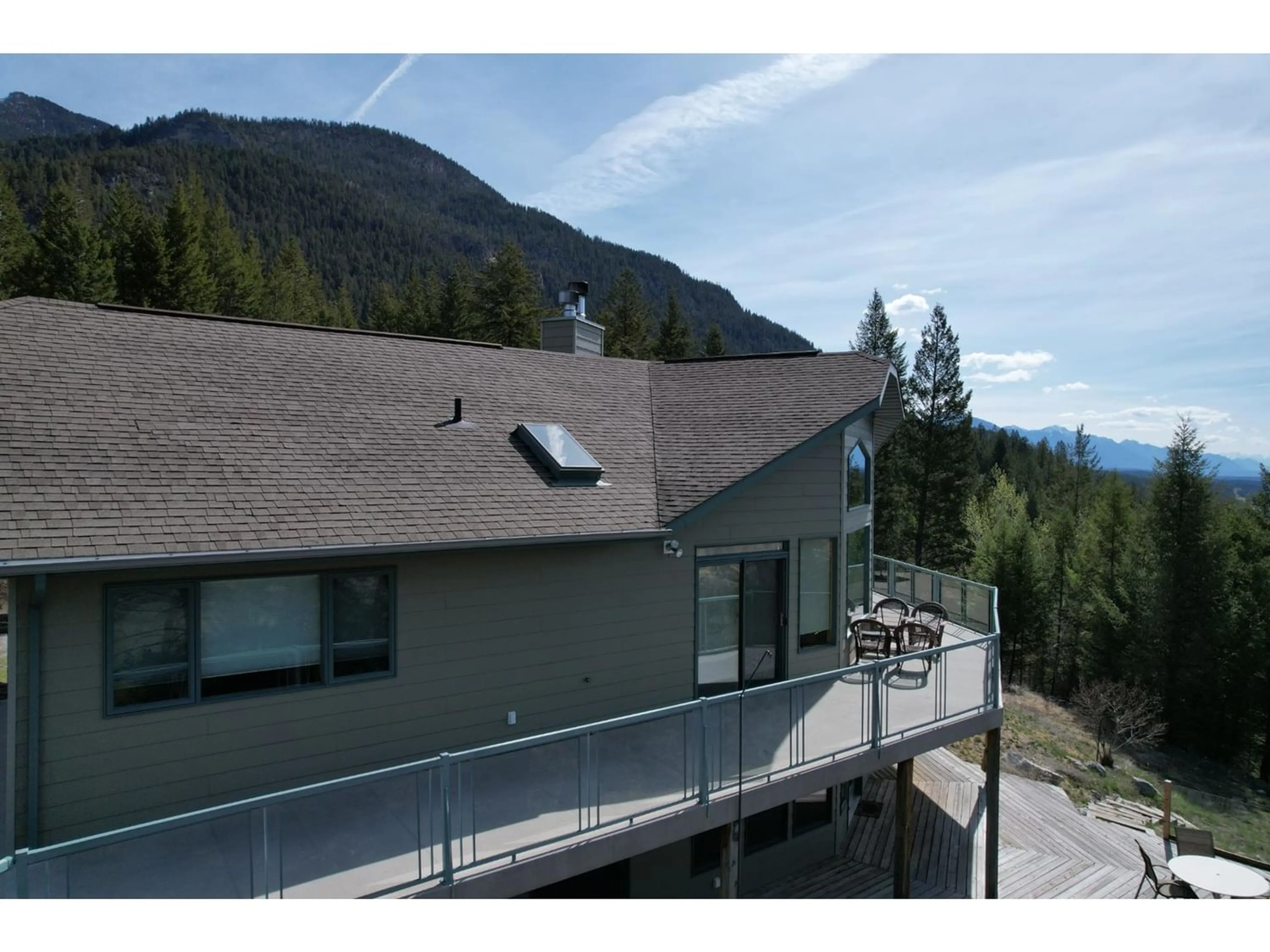 A pic from exterior of the house or condo, the front or back of building for 2360/2380 95 Highway, Spillimacheen British Columbia V0A1P0