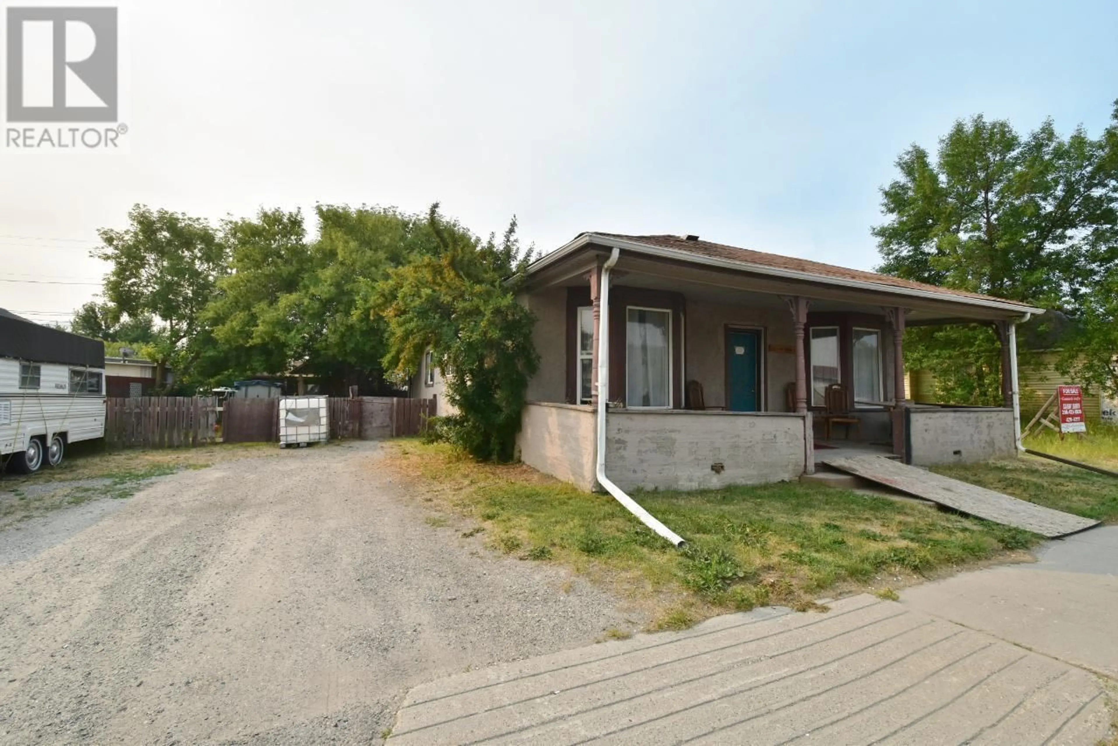 A pic from outside/outdoor area/front of a property/back of a property/a pic from drone, street for 222 - 224 VAN HORNE  S STREET, Cranbrook British Columbia V1C1Z4