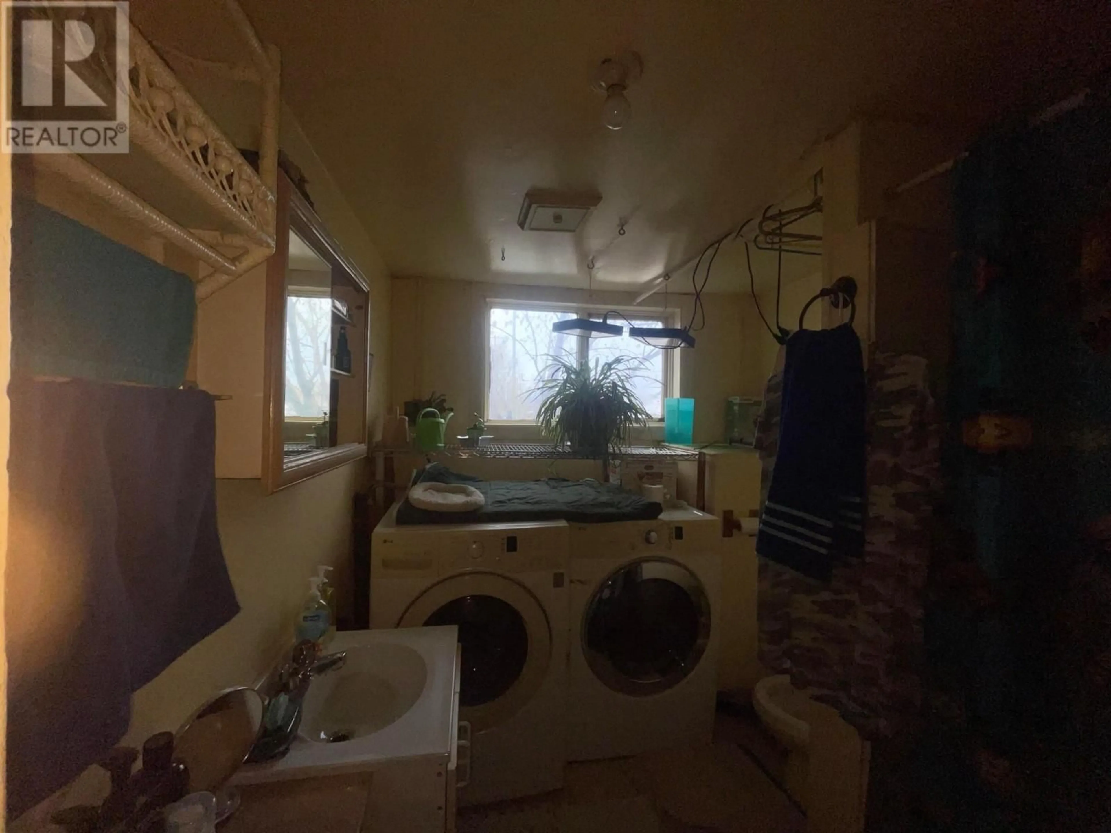 A pic of a room for 222 - 224 VAN HORNE  S STREET, Cranbrook British Columbia V1C1Z4