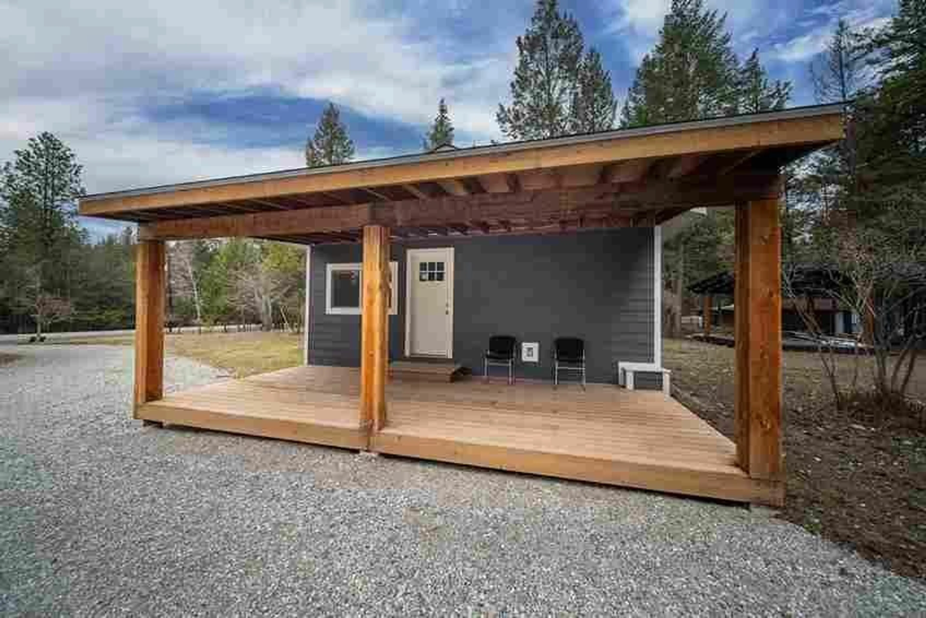 Patio, cottage for 2008 VIDAMOUR Road, Cranbrook British Columbia V1C6W2