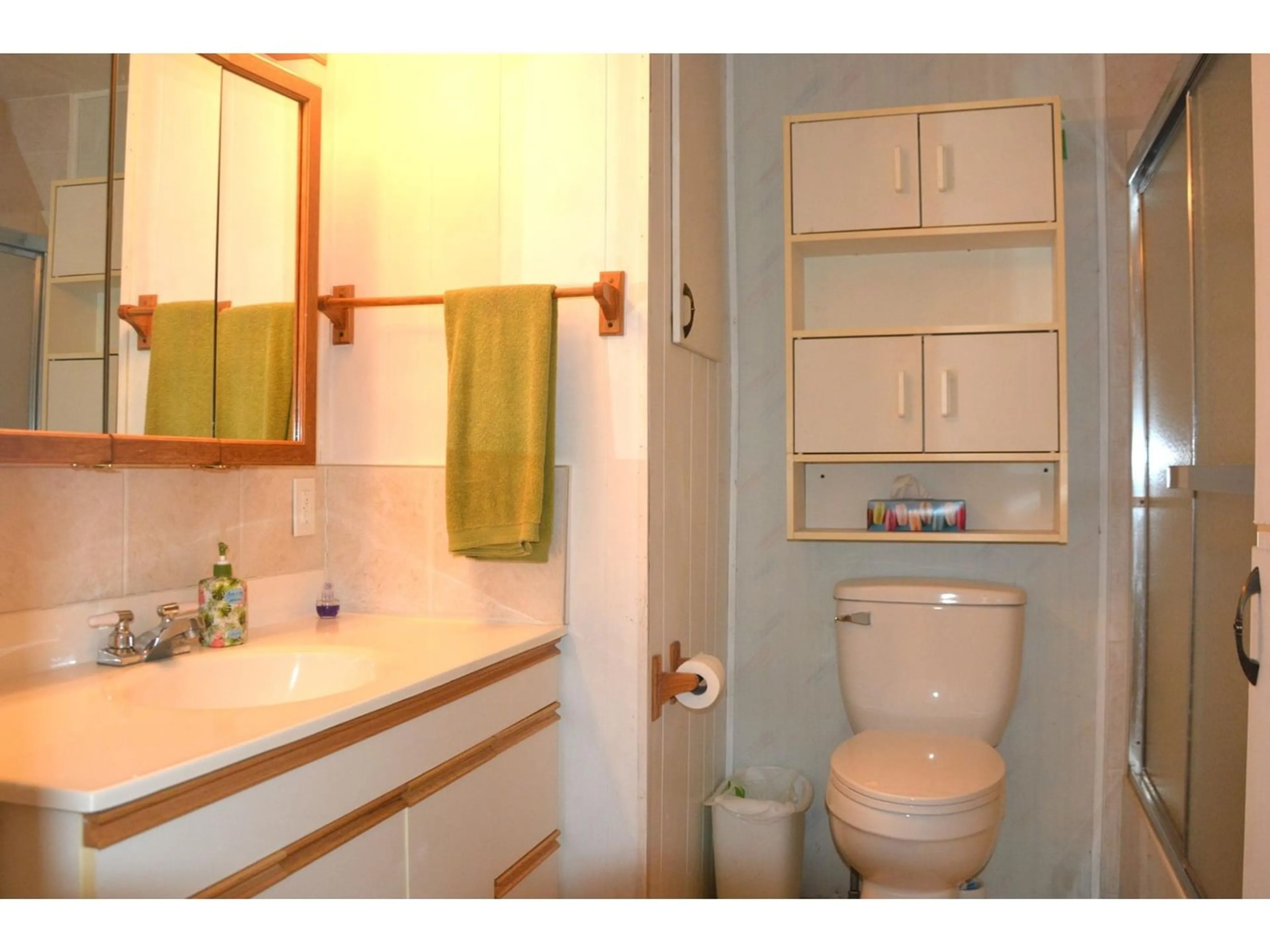 Standard bathroom for 12830 HIGHWAY 3A, Boswell British Columbia V0B1A4