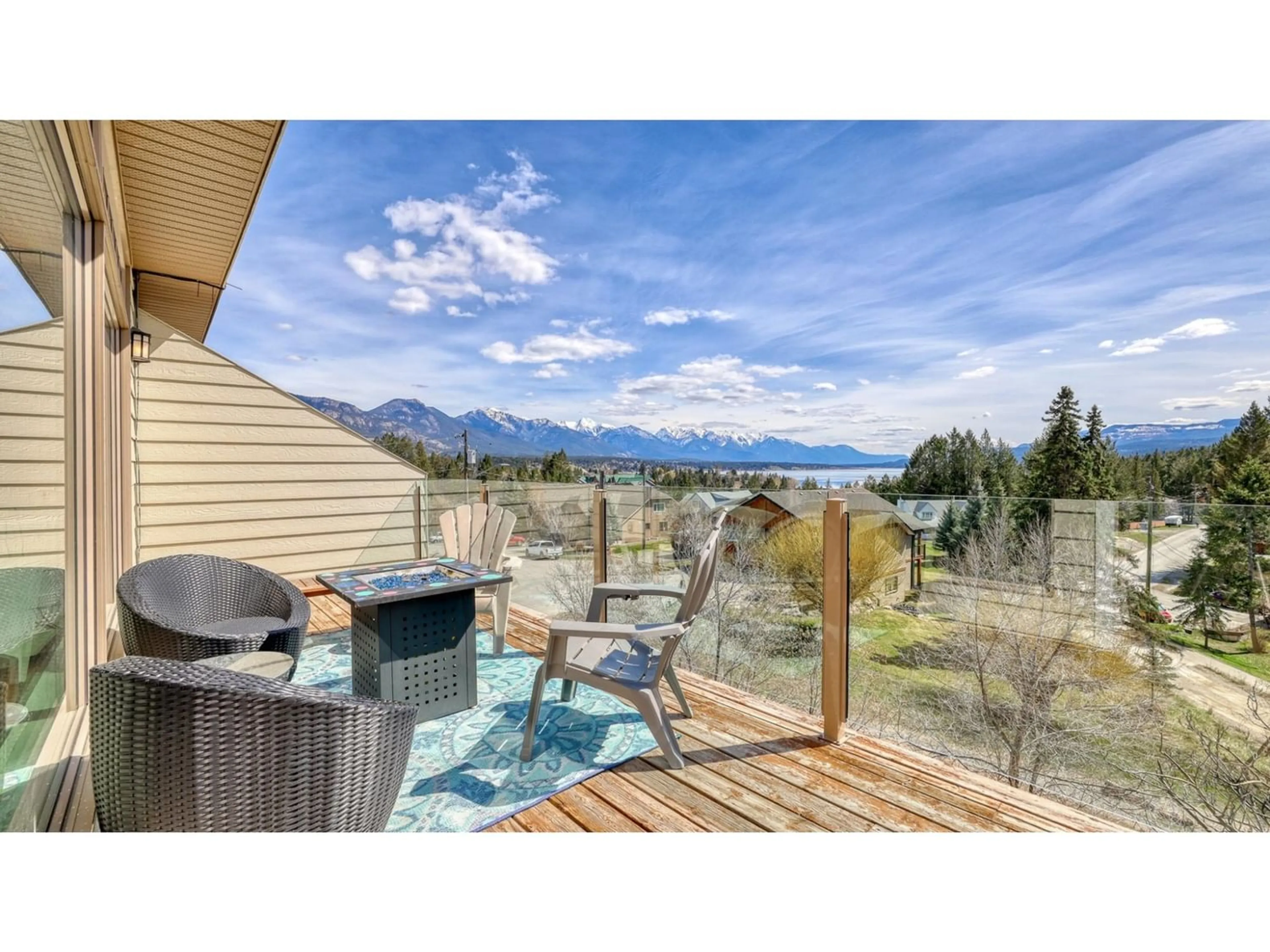 Lakeview for 804 15TH STREET, Invermere British Columbia V0A1K4