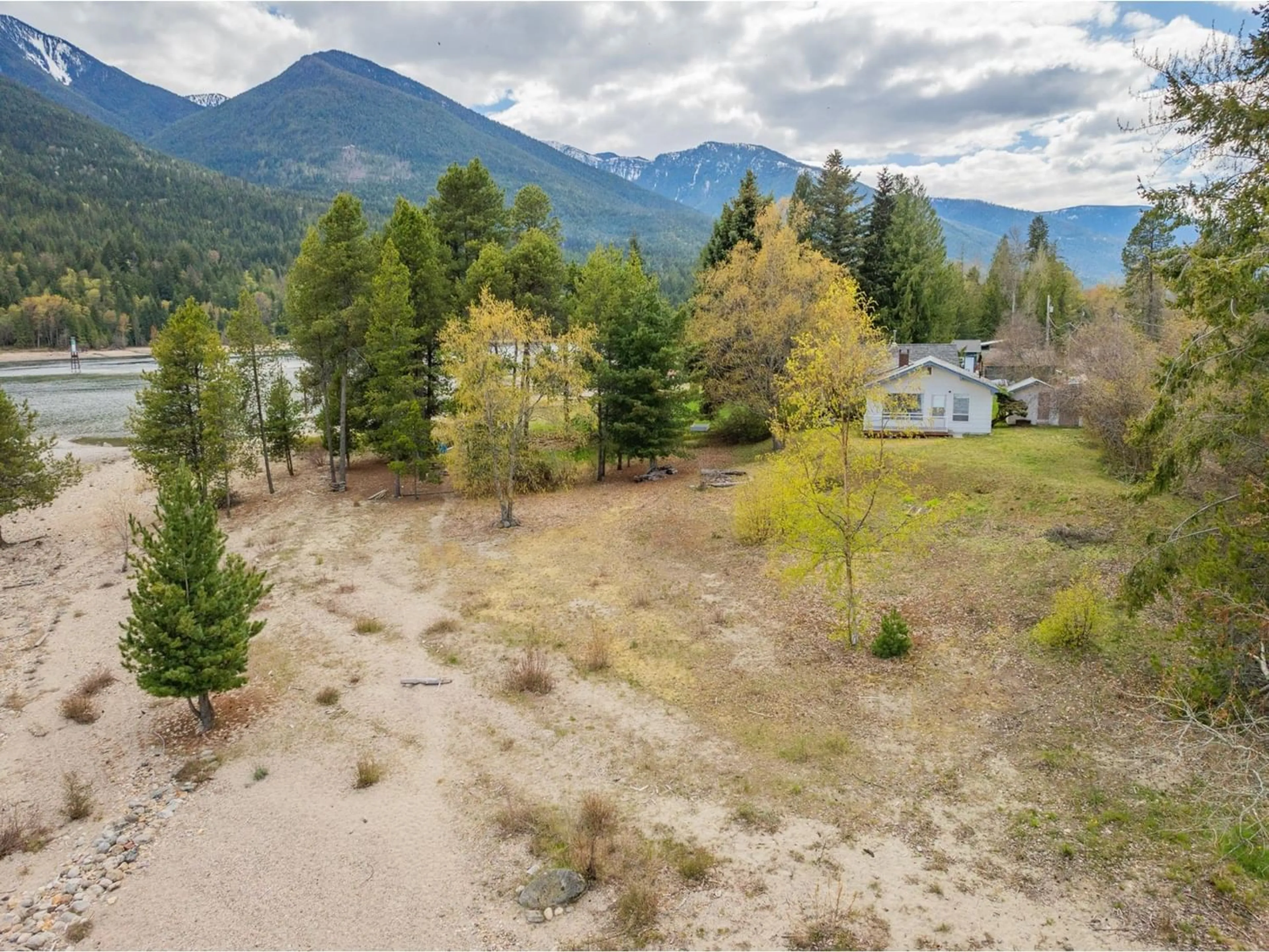 Forest view for 8988 BEACH STREET, Balfour British Columbia V0G1C0