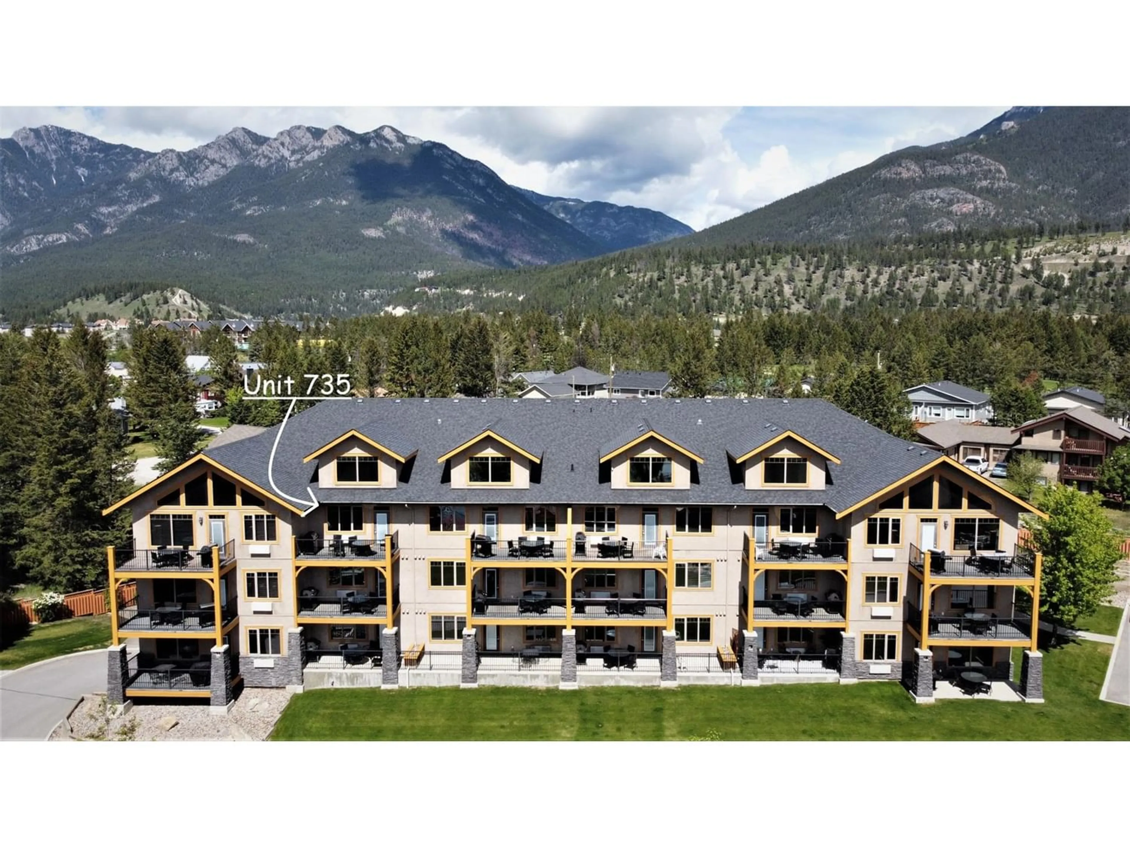 A pic from exterior of the house or condo for 735 M2 - 700 BIGHORN BOULEVARD, Radium Hot Springs British Columbia V0A1M0