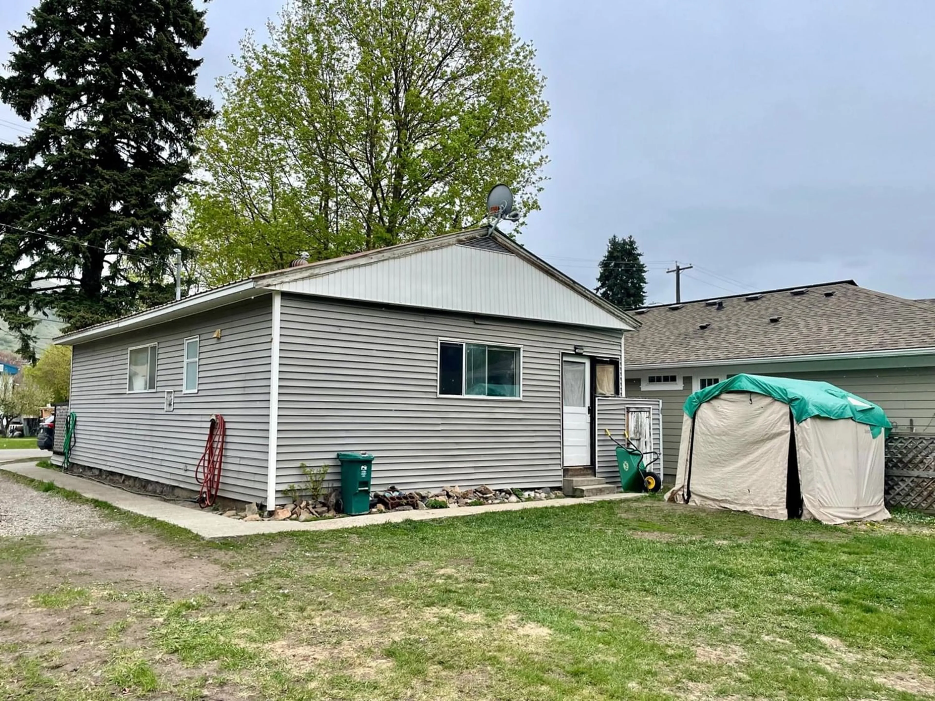 Frontside or backside of a home for 7461 7TH STREET, Grand Forks British Columbia V0H1H0