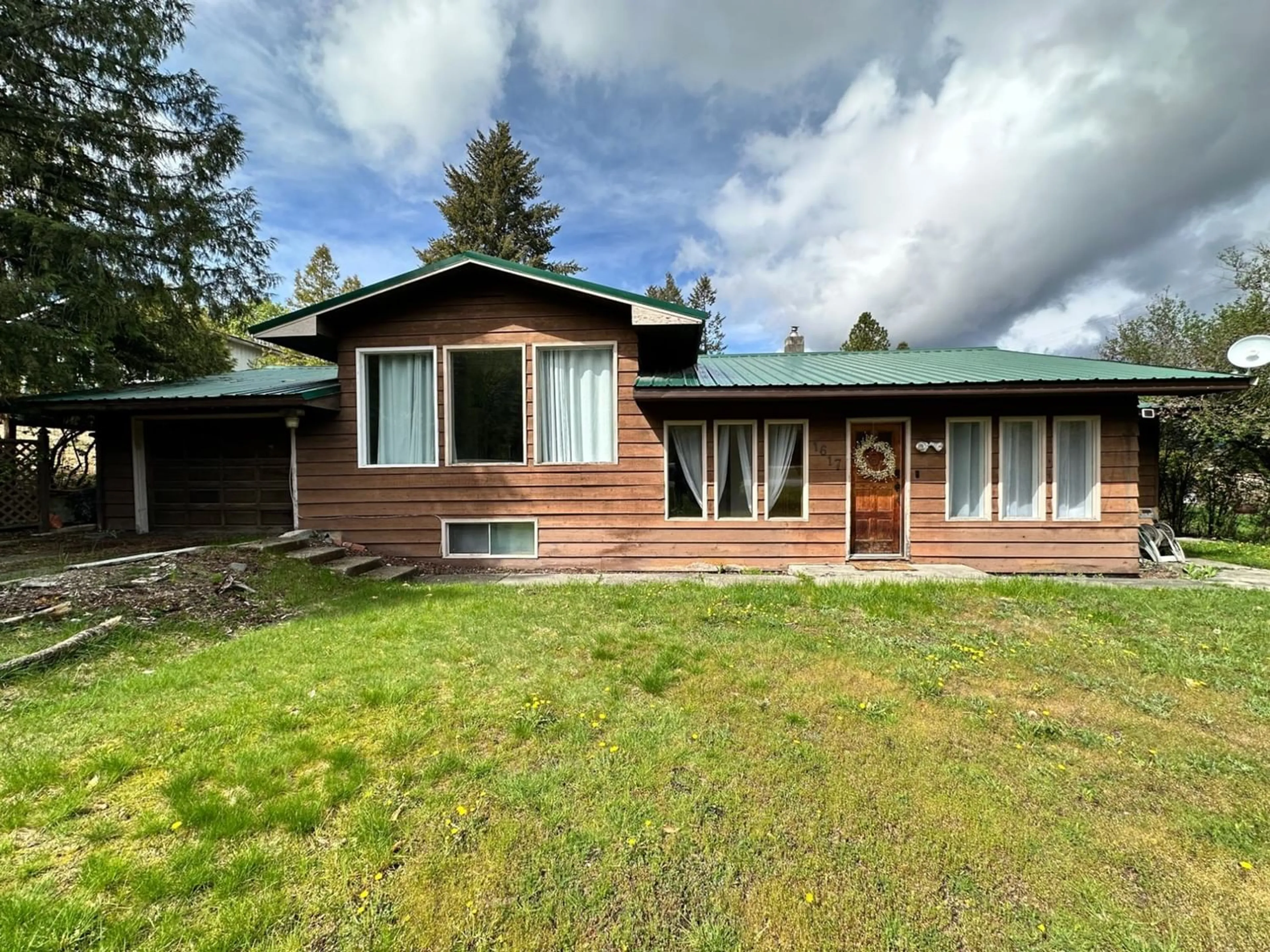 Frontside or backside of a home for 1617 CHRISTINA ROAD, Christina Lake British Columbia V0H1E0