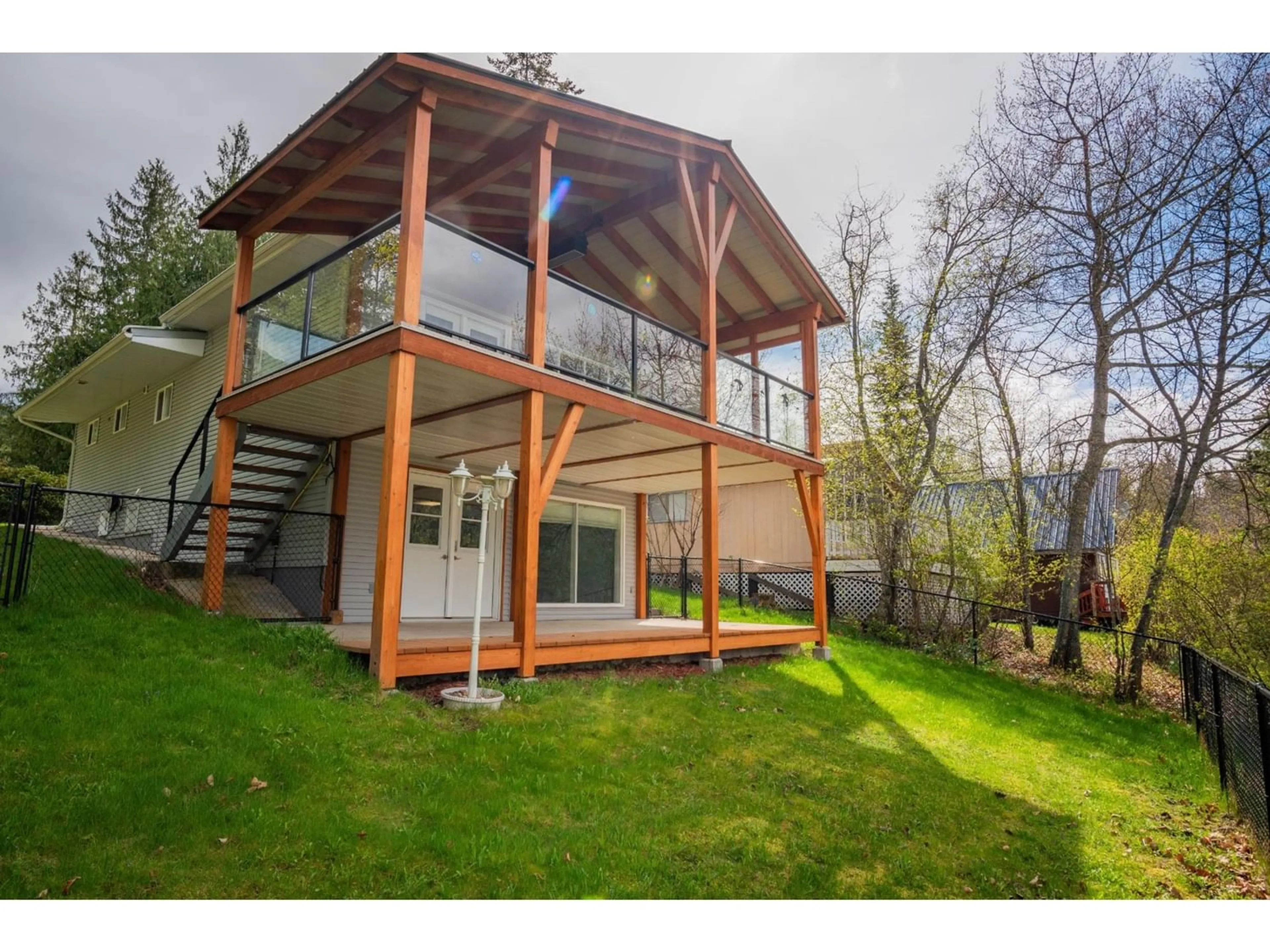 Frontside or backside of a home for 7597 ROSS ROAD, Harrop British Columbia V1L6R5