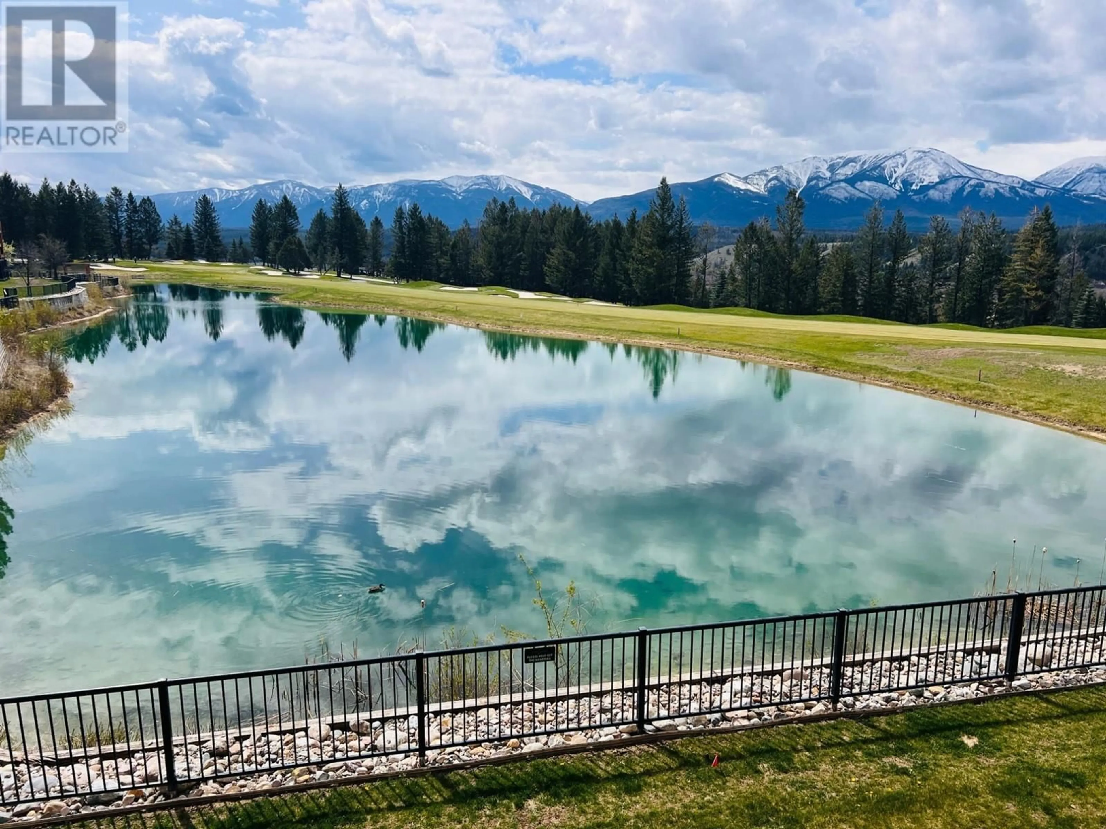 Pool for 822c - 800 BIGHORN BOULEVARD, Radium Hot Springs British Columbia V0A1M0