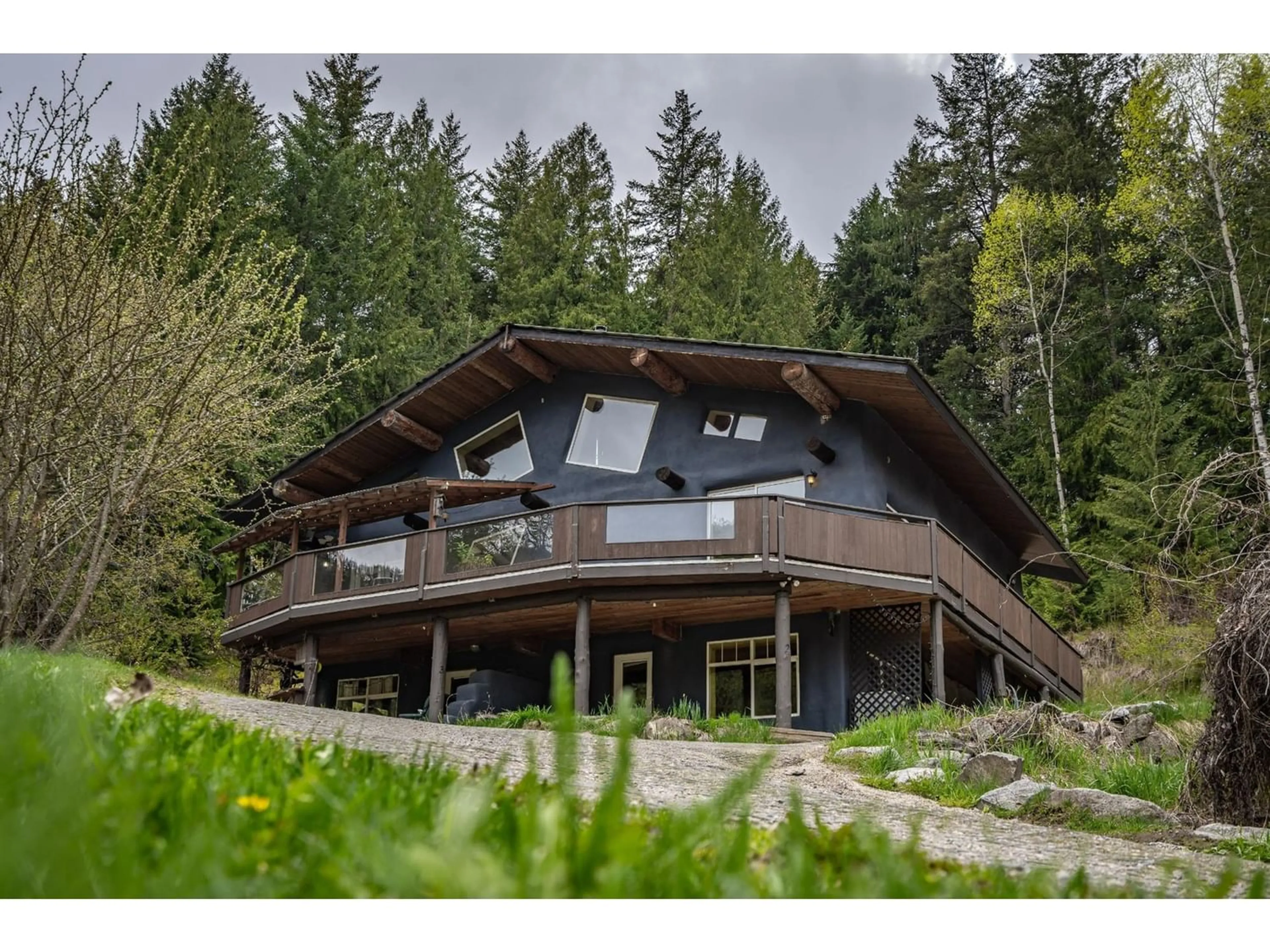 Frontside or backside of a home for 2026 PERRIER ROAD, Nelson British Columbia V1L6Y9