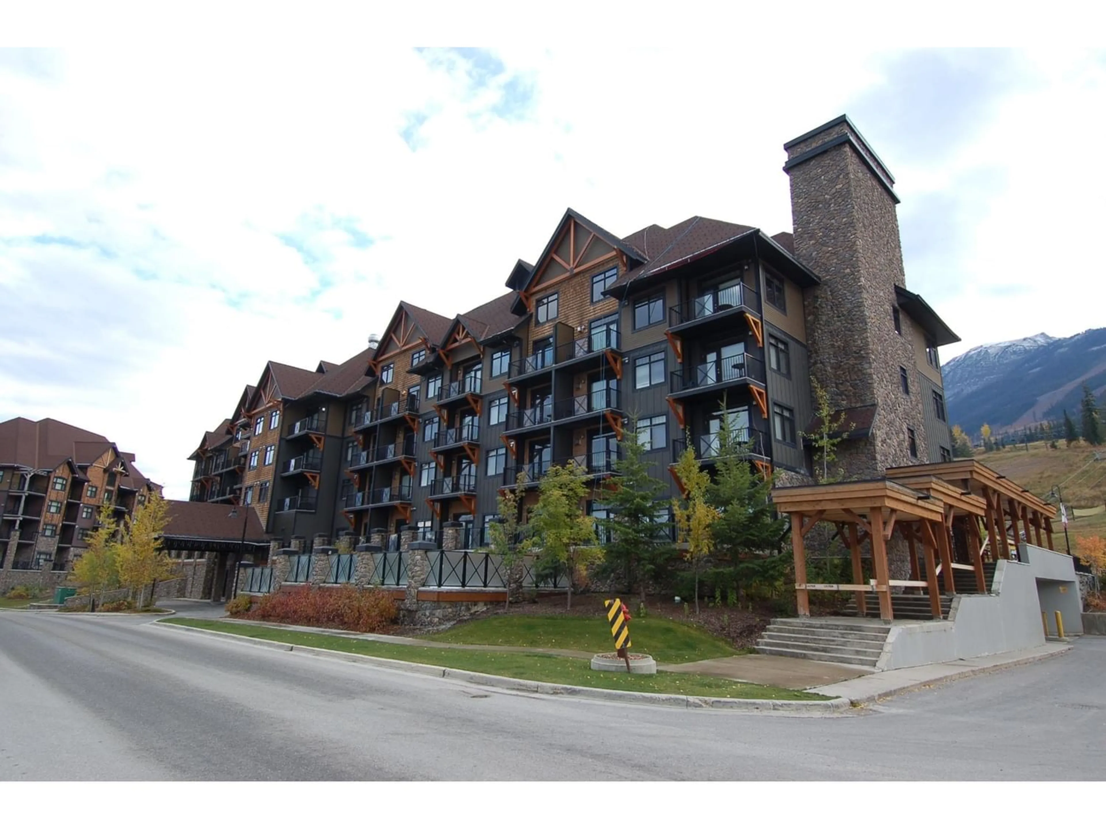 A pic from exterior of the house or condo for 105 - 1549 KICKING HORSE TRAIL, Golden British Columbia V0A1H0