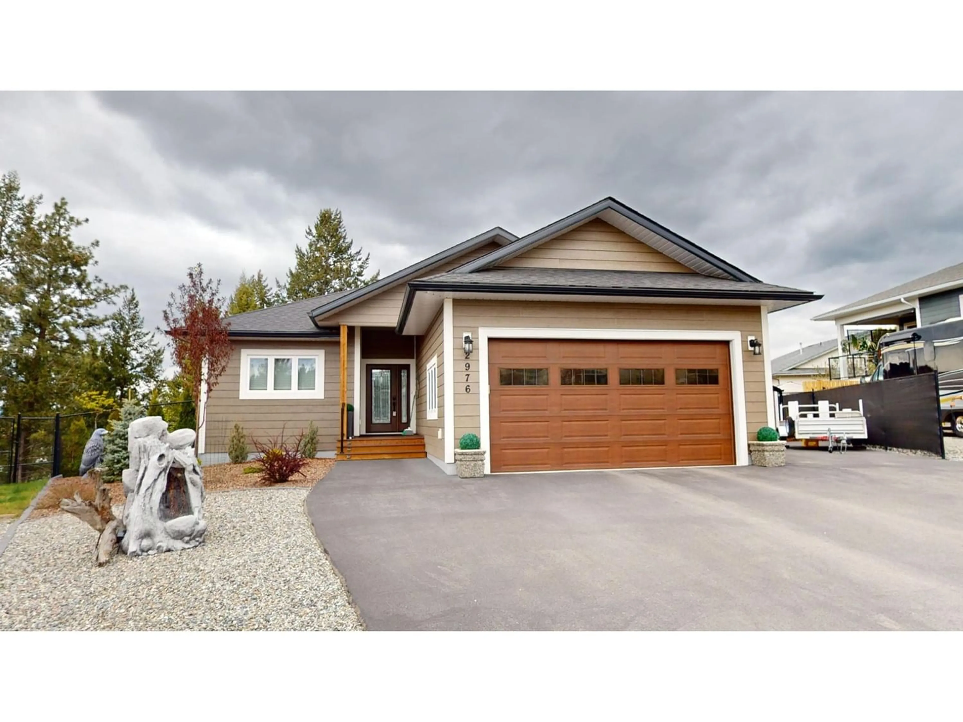 Home with vinyl exterior material for 2976 EAGLE RIDGE POINT N, Cranbrook British Columbia V1C6K9