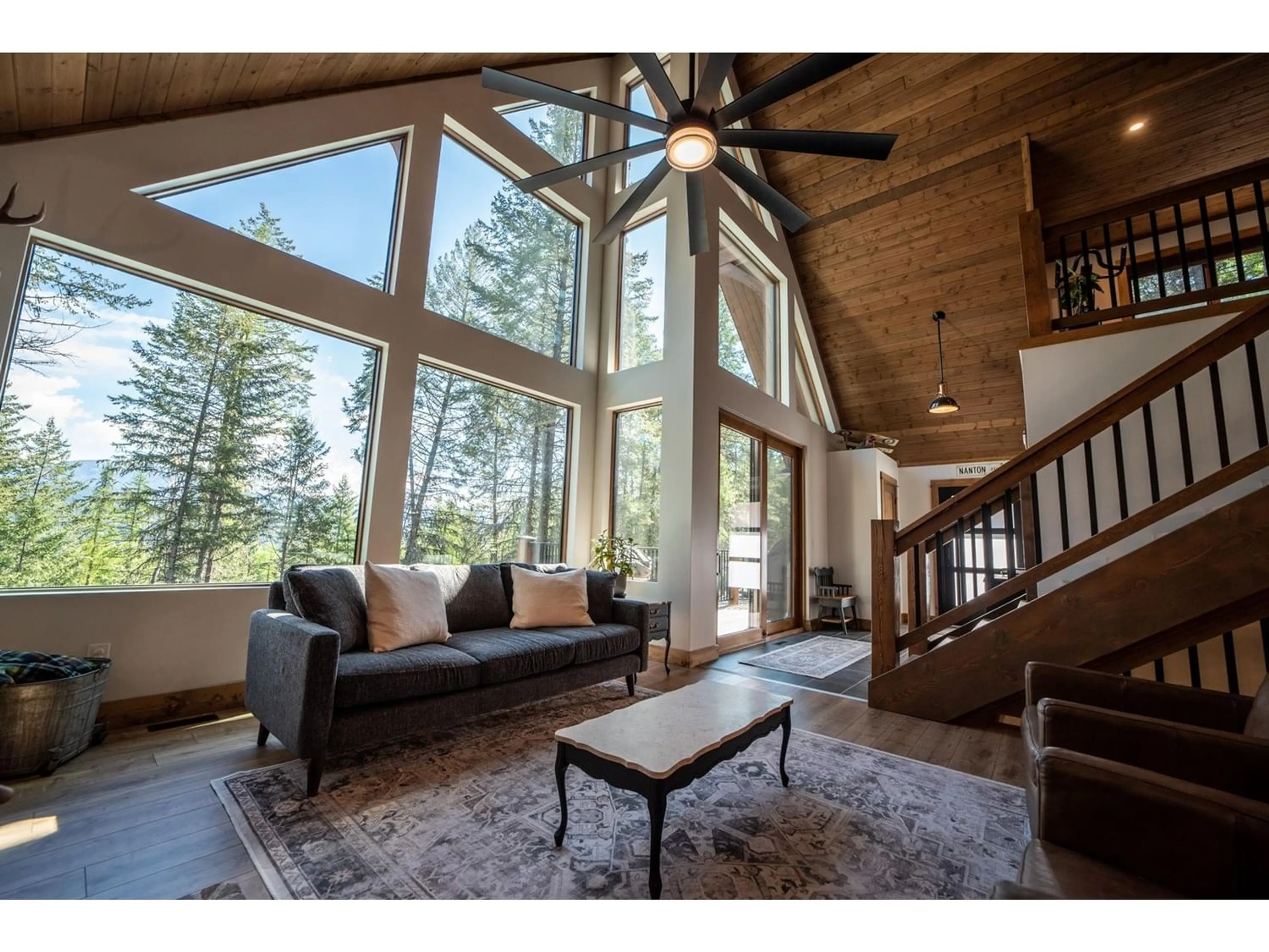 Living room for 6367 OSPREY LANDING COURT, Wardner British Columbia V0B2J0