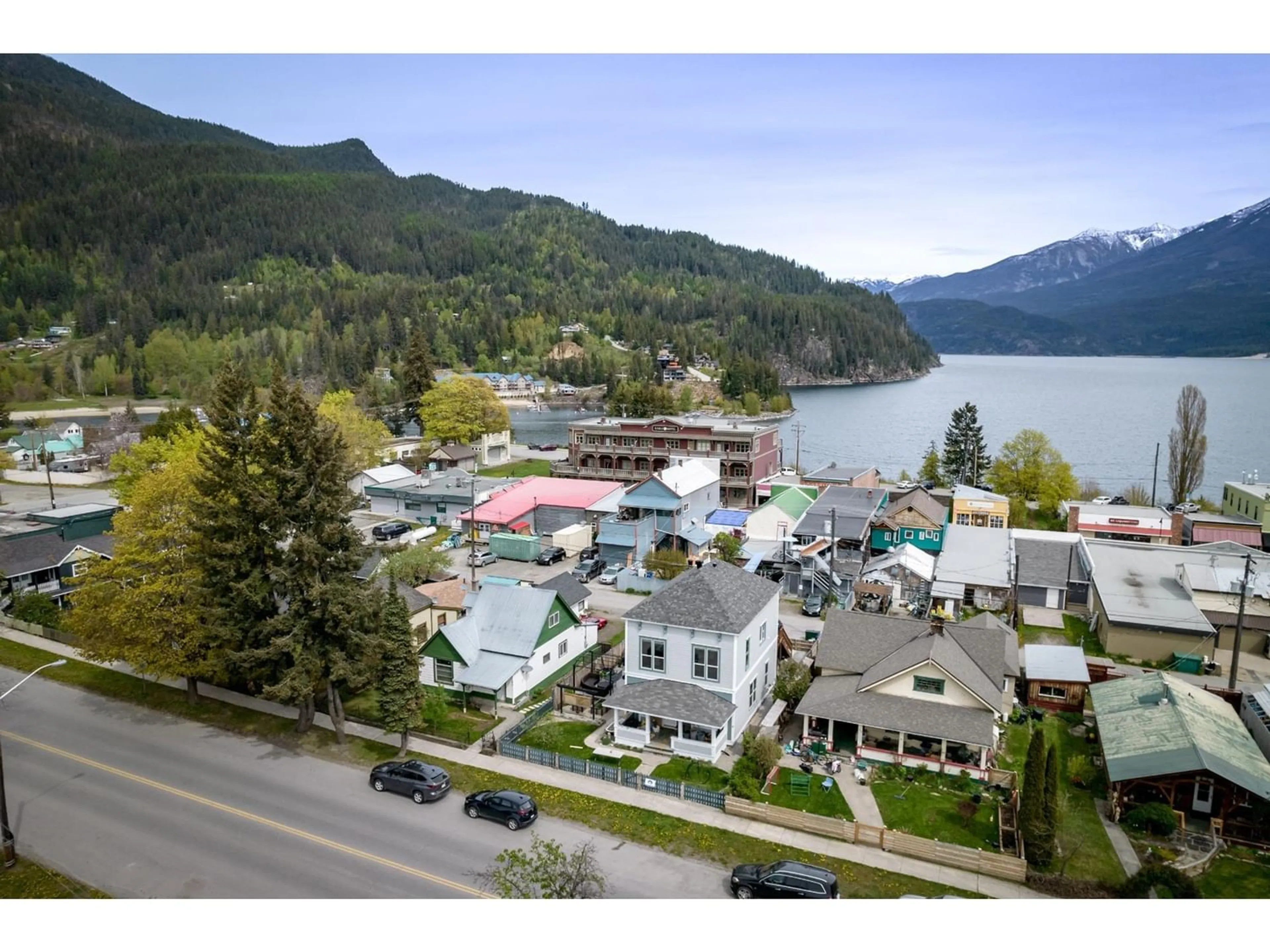 Lakeview for 424 A AVENUE, Kaslo British Columbia V0G1M0