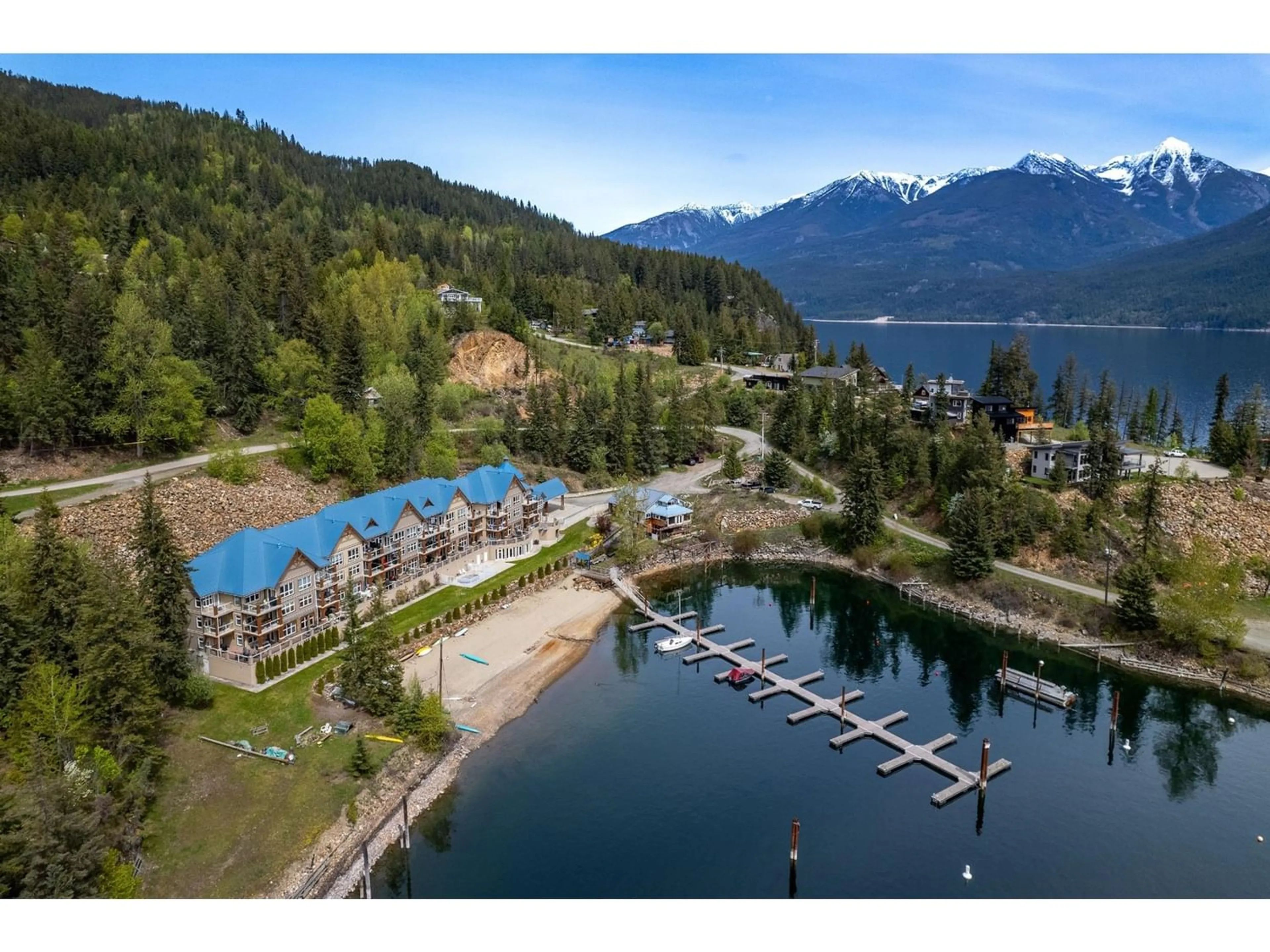 Lakeview for 305 - 550 RAINBOW DRIVE, Kaslo British Columbia V0G1M0