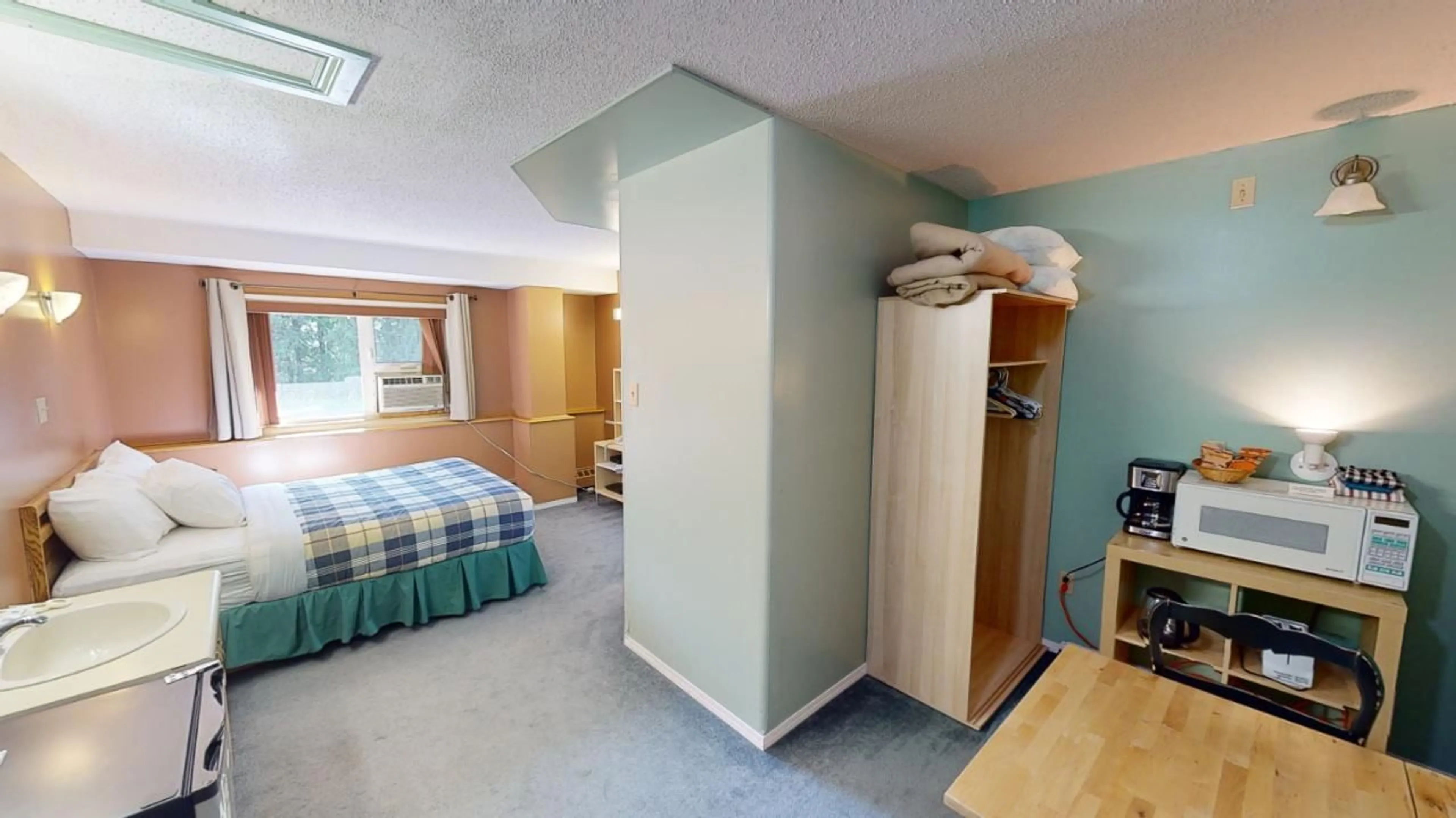 A pic of a room for 1 - 5369 FERNIE SKI HILL ROAD, Fernie British Columbia V0B1M6