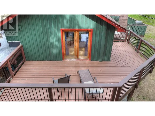 1608 ZWICKY ROAD, Kaslo 4