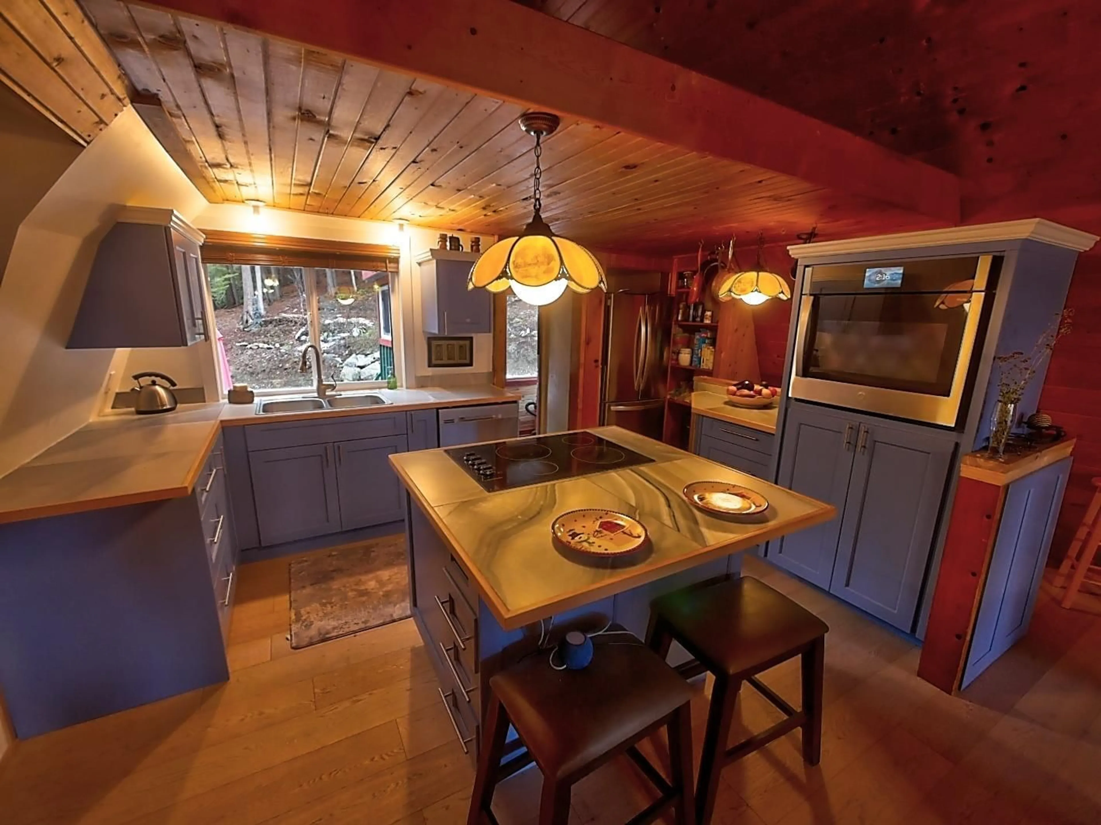 Open concept kitchen for 1608 ZWICKY Road, Kaslo British Columbia V0G1M0