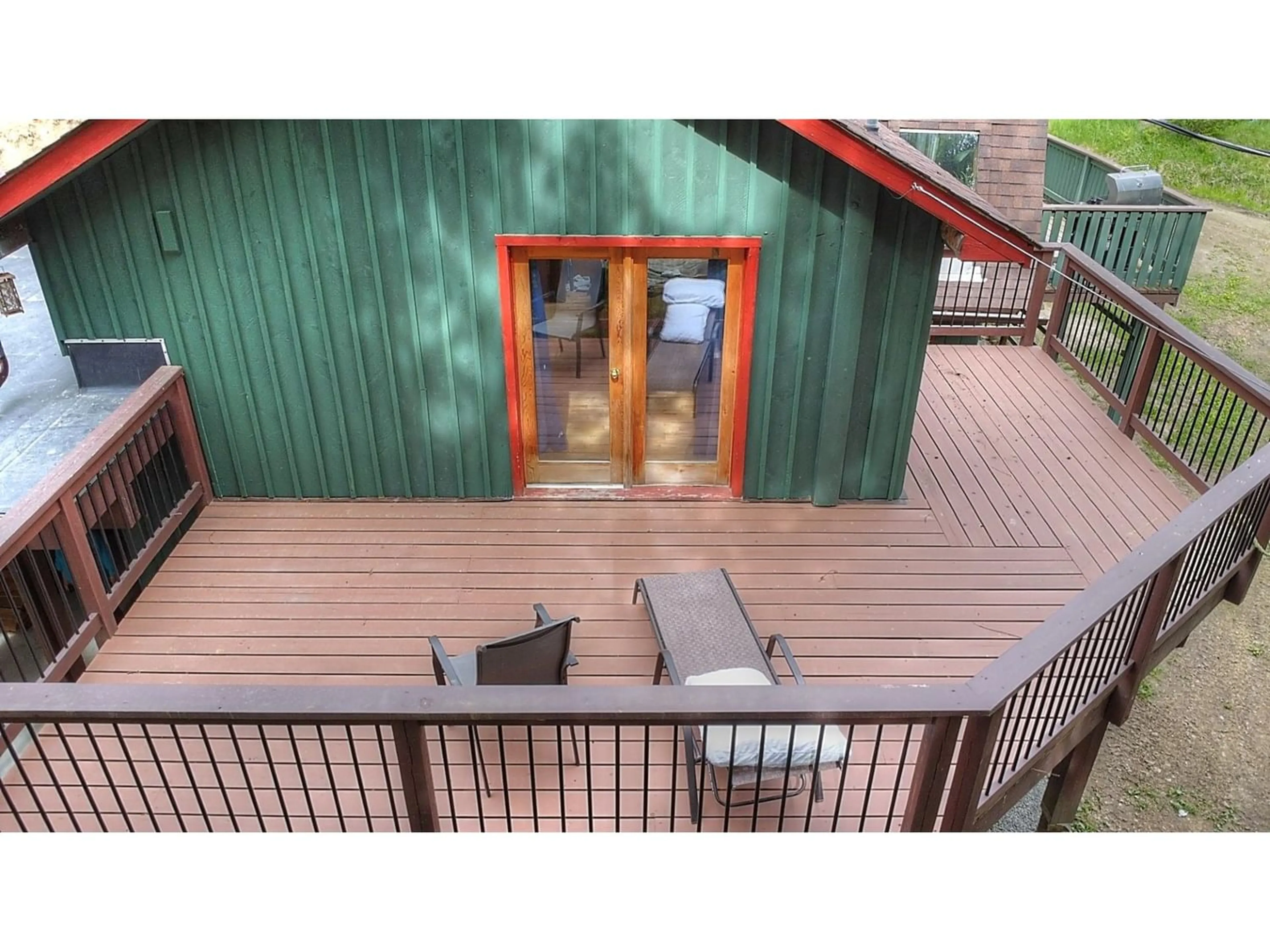 Patio, cottage for 1608 ZWICKY Road, Kaslo British Columbia V0G1M0