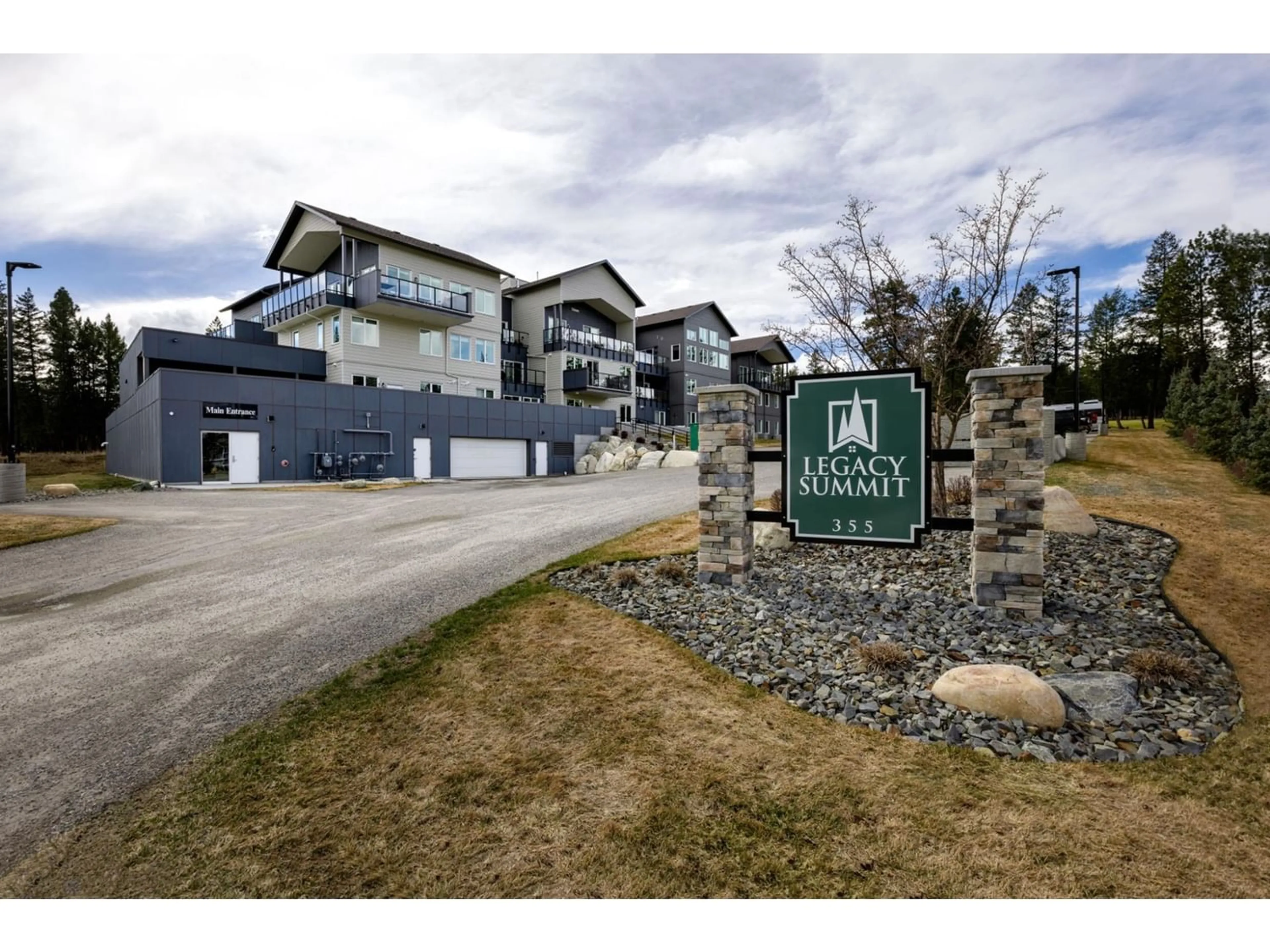 A pic from exterior of the house or condo for 201 - 355 LEGACY LOOKOUT DRIVE, Cranbrook British Columbia V1C0E6
