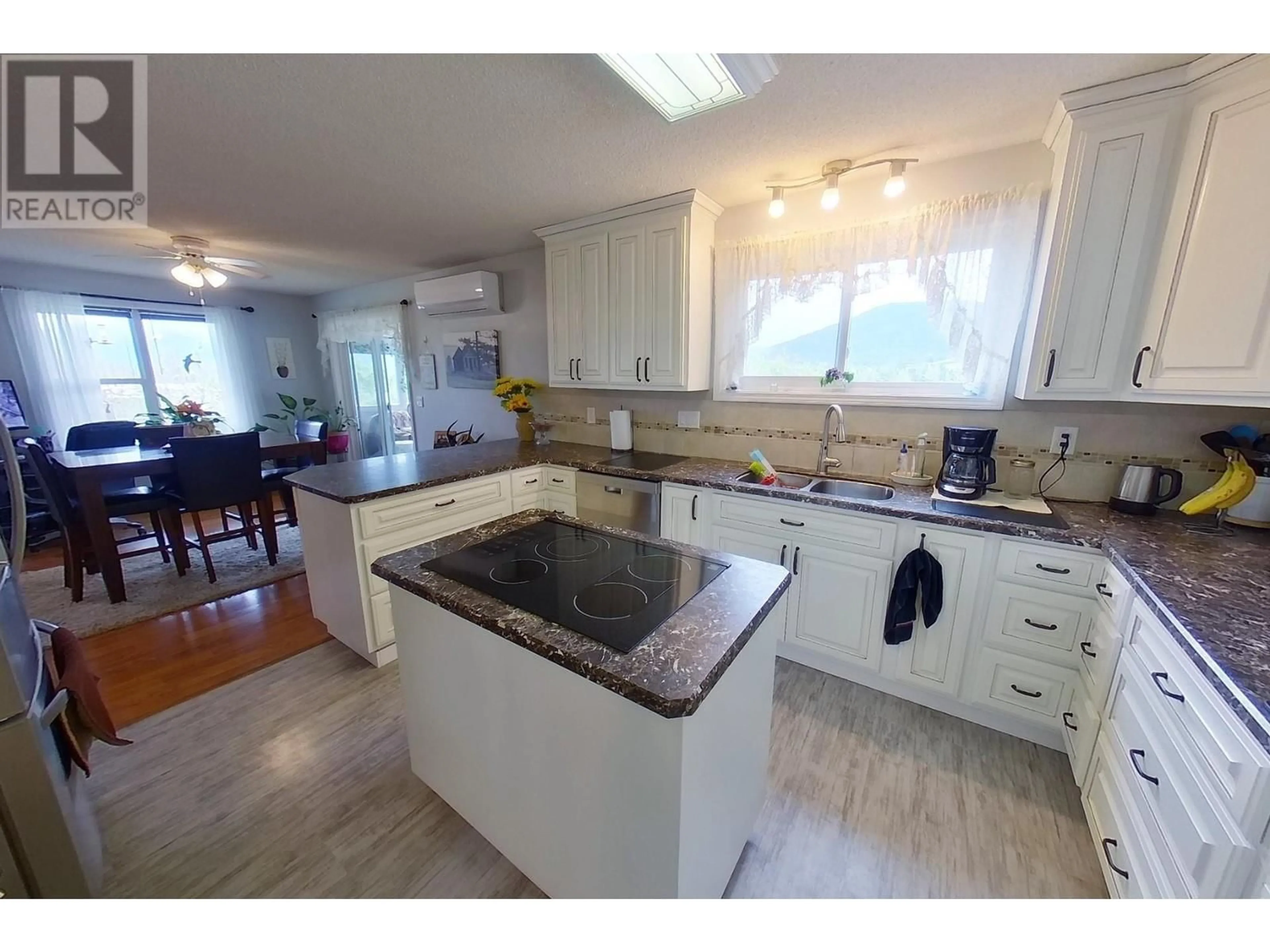 Open concept kitchen, unknown for 3635 PHILLIPS ROAD, Creston British Columbia V0B1G2