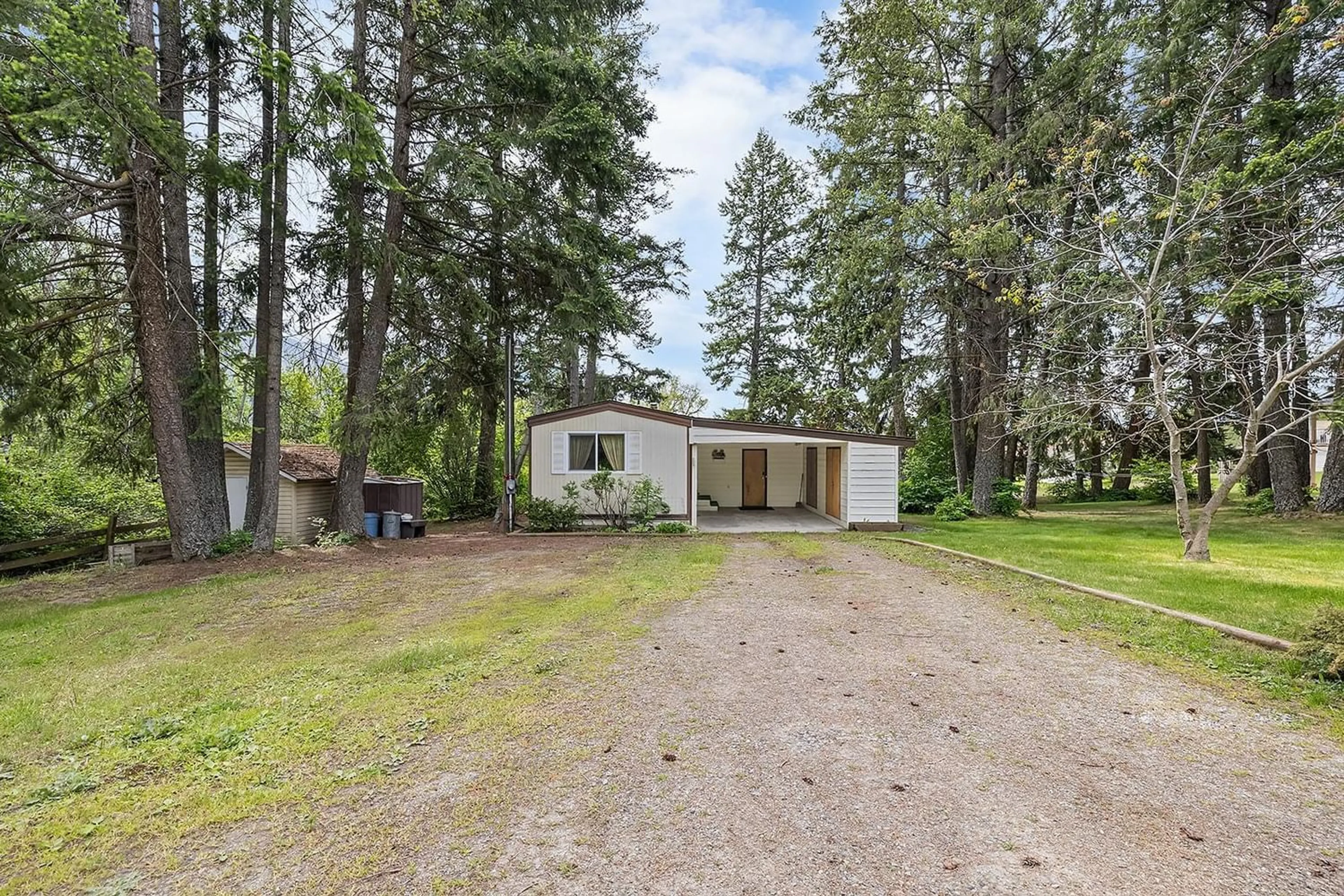 Cottage for 3727 MOORE ROAD, Erickson British Columbia V0B1G9