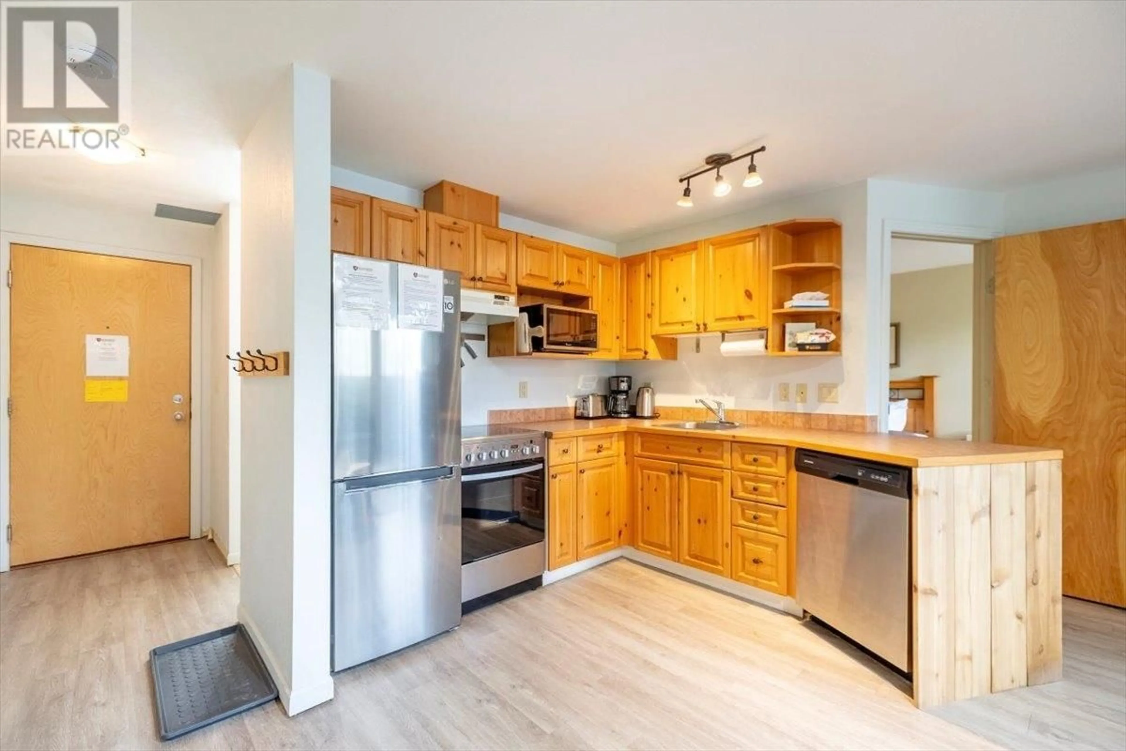 Unknown for 300 - 4559 TIMBERLINE CRESCENT, Fernie British Columbia V0B1M6