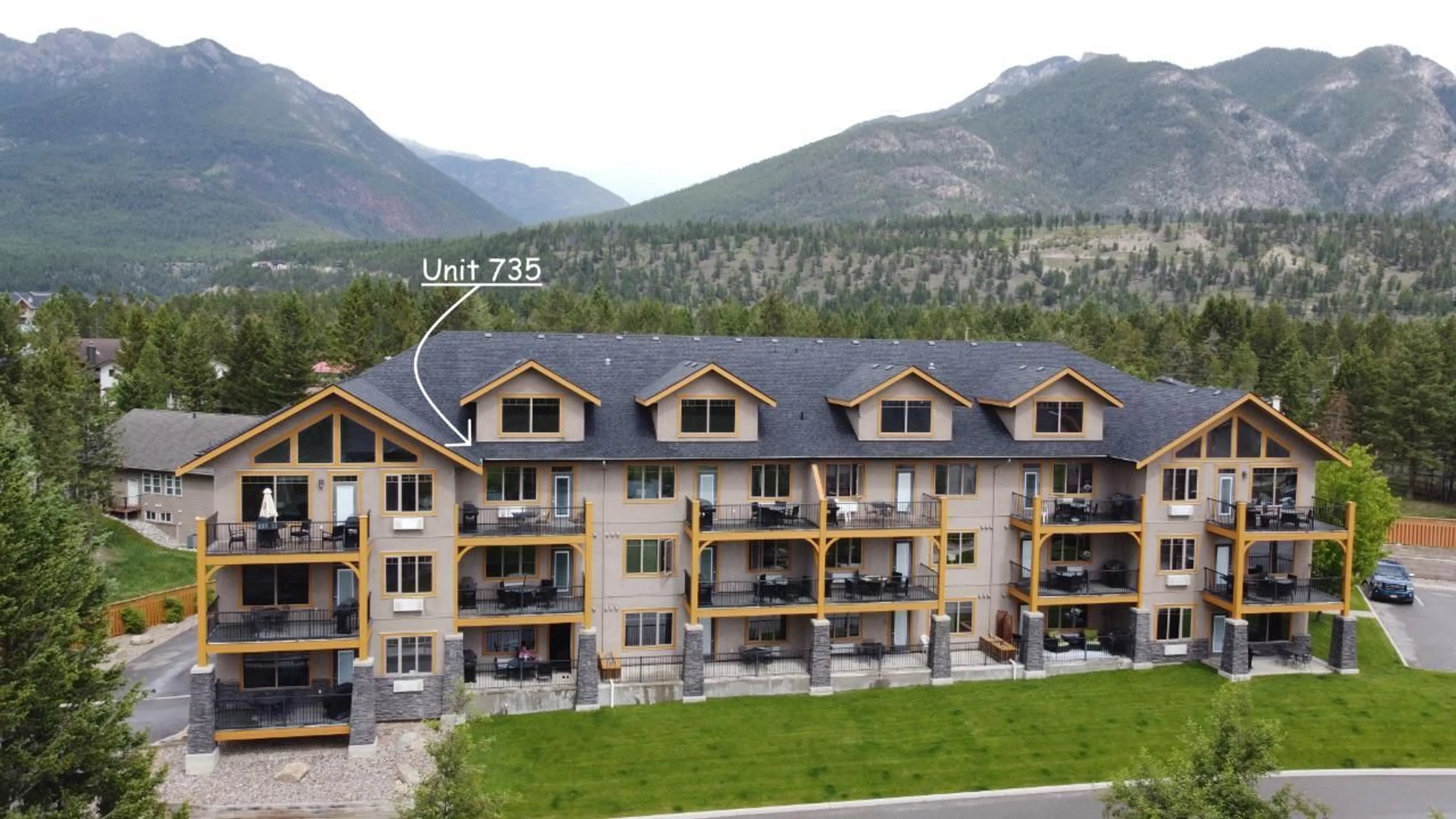 A pic from exterior of the house or condo for 735 E2 - 700 BIGHORN BOULEVARD, Radium Hot Springs British Columbia V0A1M0