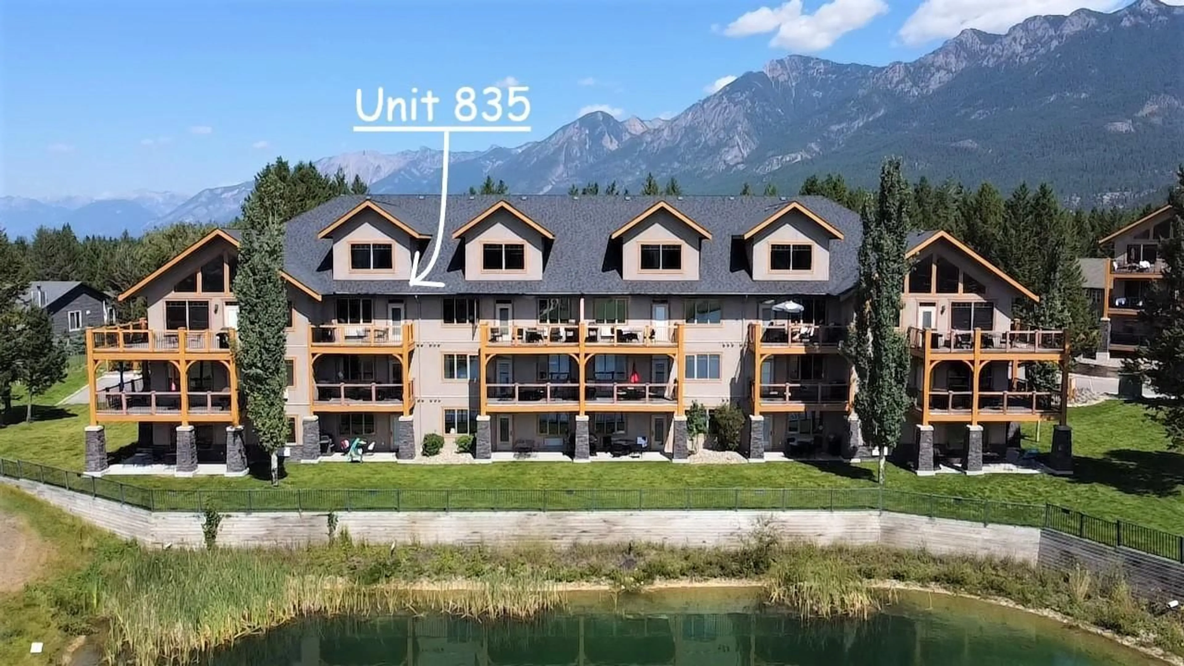 Outside view for 835 D - 800 BIGHORN BOULEVARD, Radium Hot Springs British Columbia V0A1M0