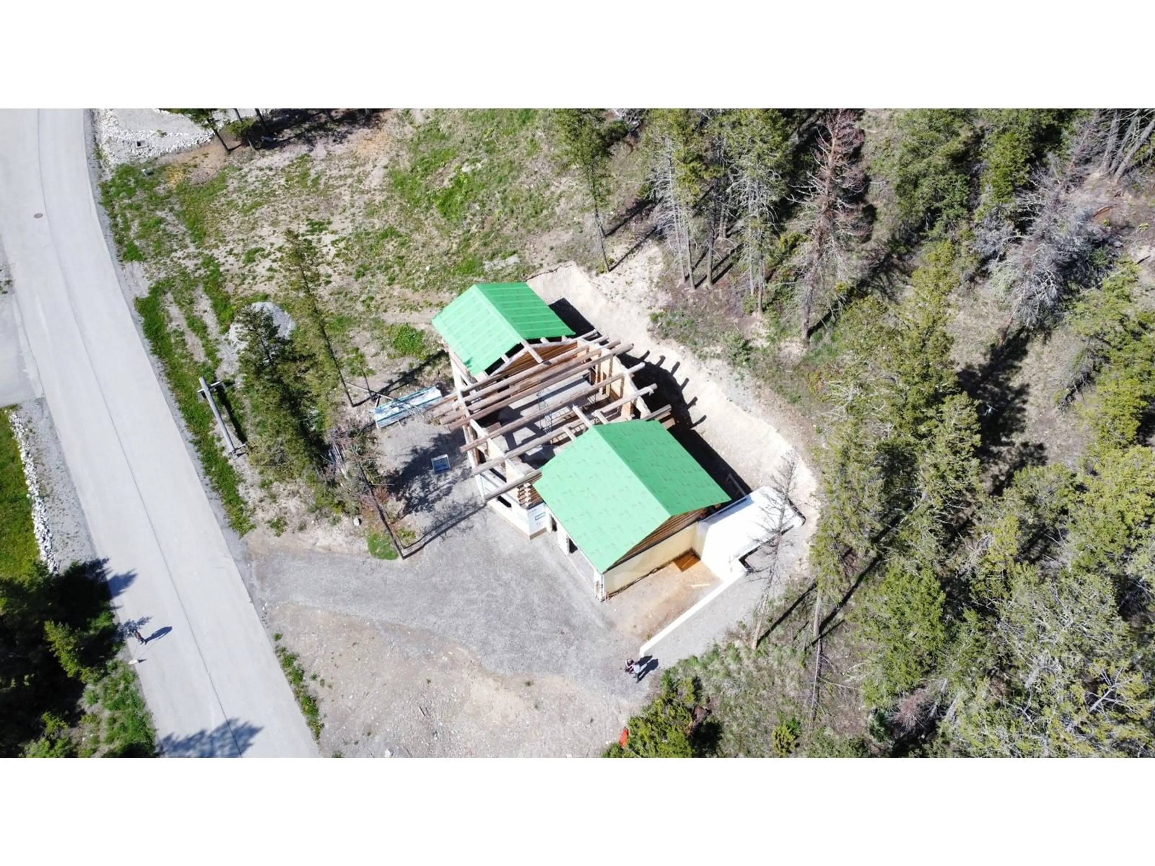 A pic from exterior of the house or condo, cottage for 4956 MOUNTAIN TOP Drive, Fairmont Hot Springs British Columbia V0B1L1