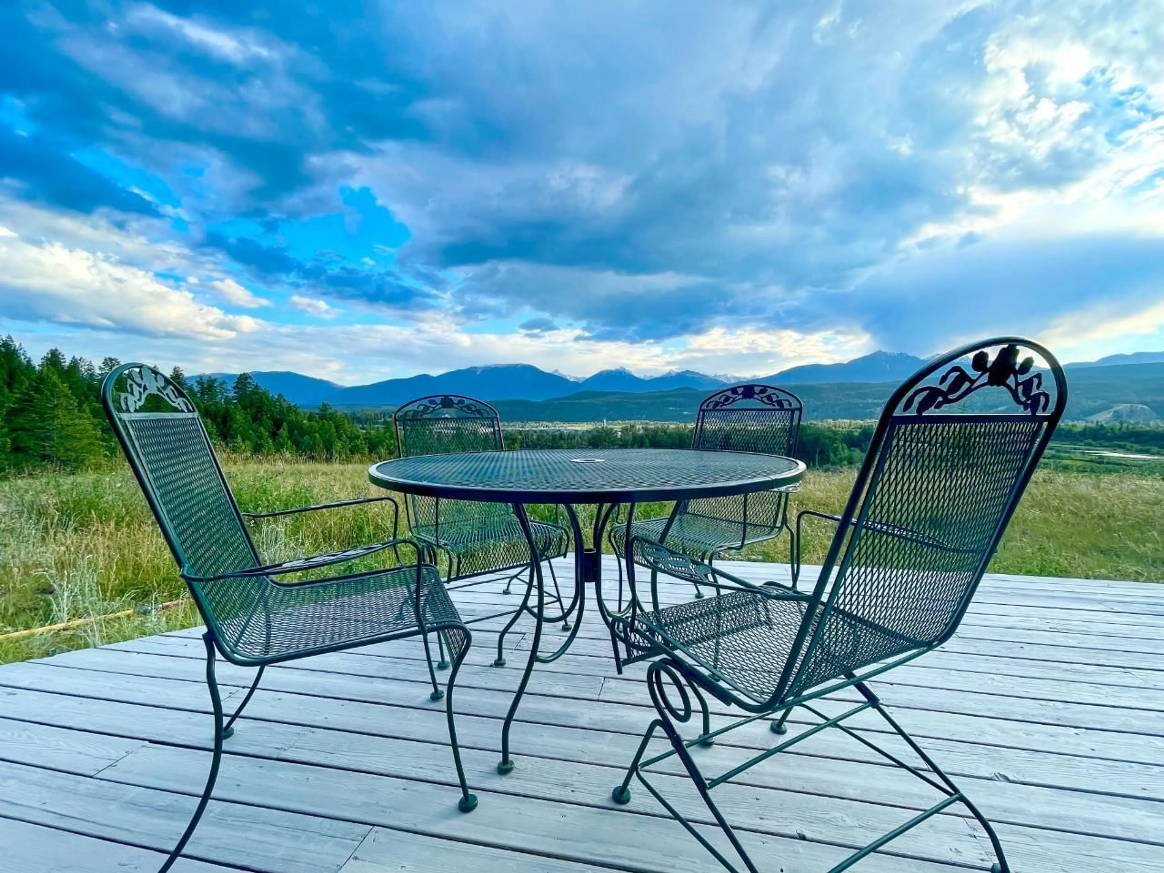 Patio for 4877 LYNX DRIVE, Radium Hot Springs British Columbia V0B2L0