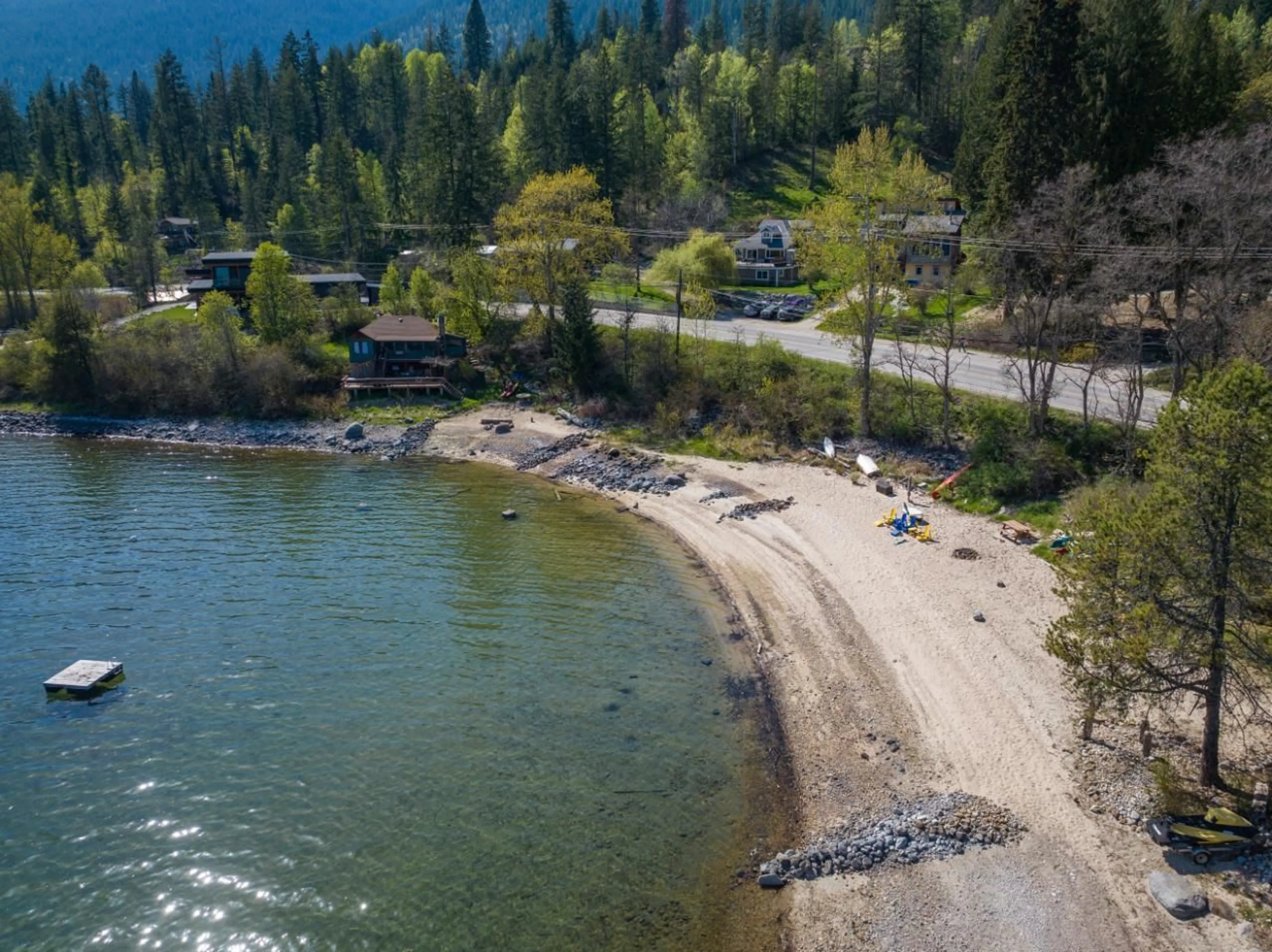 Lakeview for 2465 HIGHWAY 3A, Nelson British Columbia V1L6K7